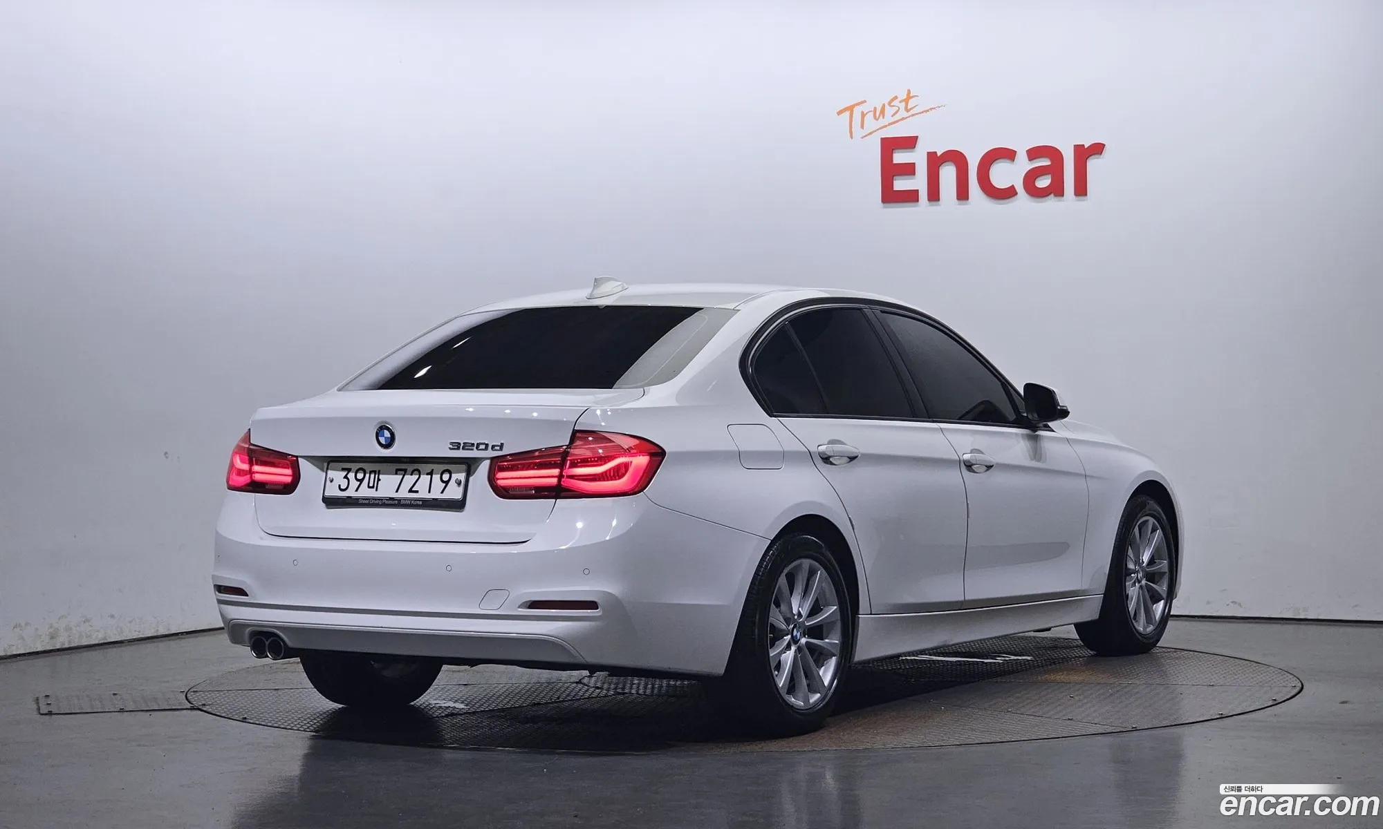 BMW 3 Series F30 320D - фотография 15246934