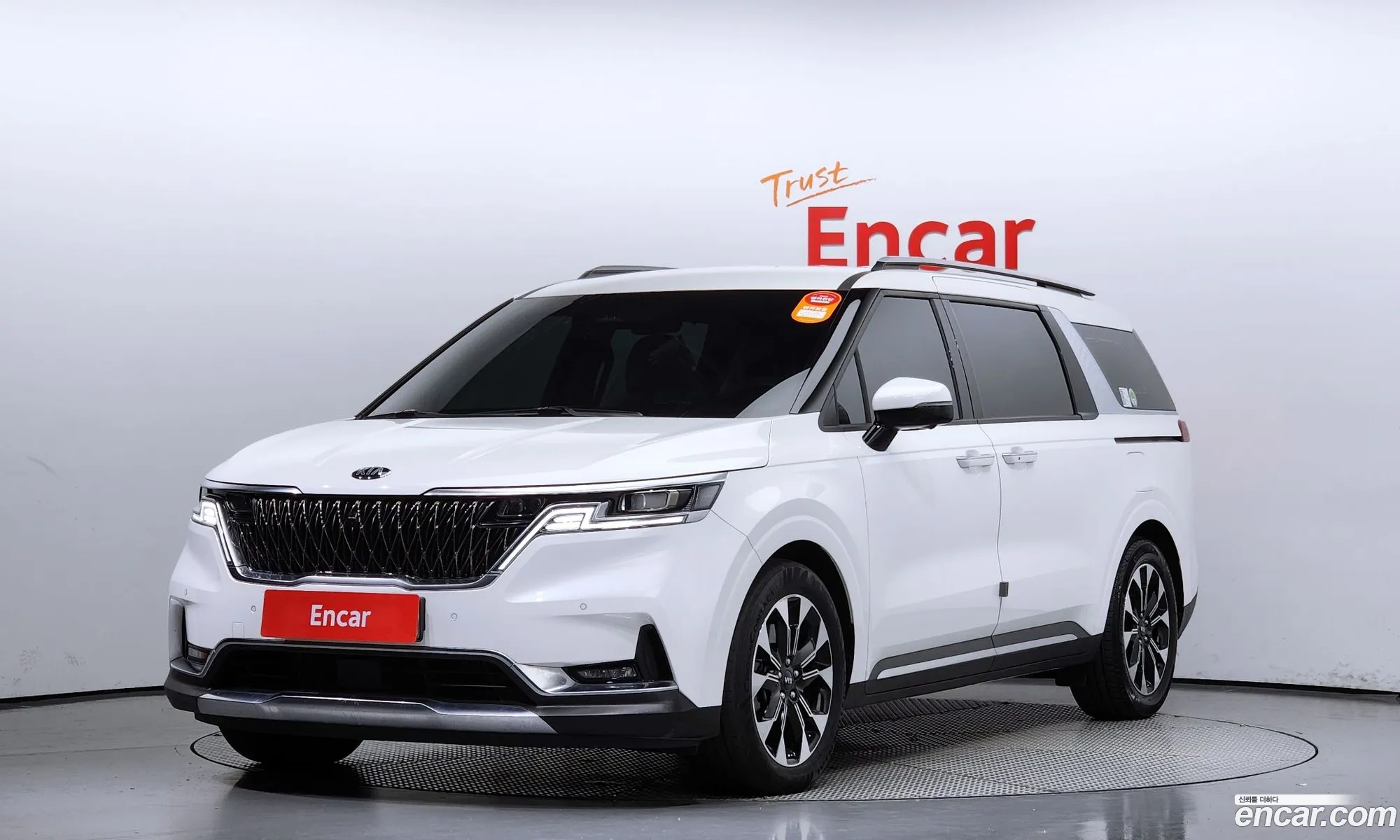 Kia Carnival 4Th Generation 9-Seater Signature - фотография 12521509