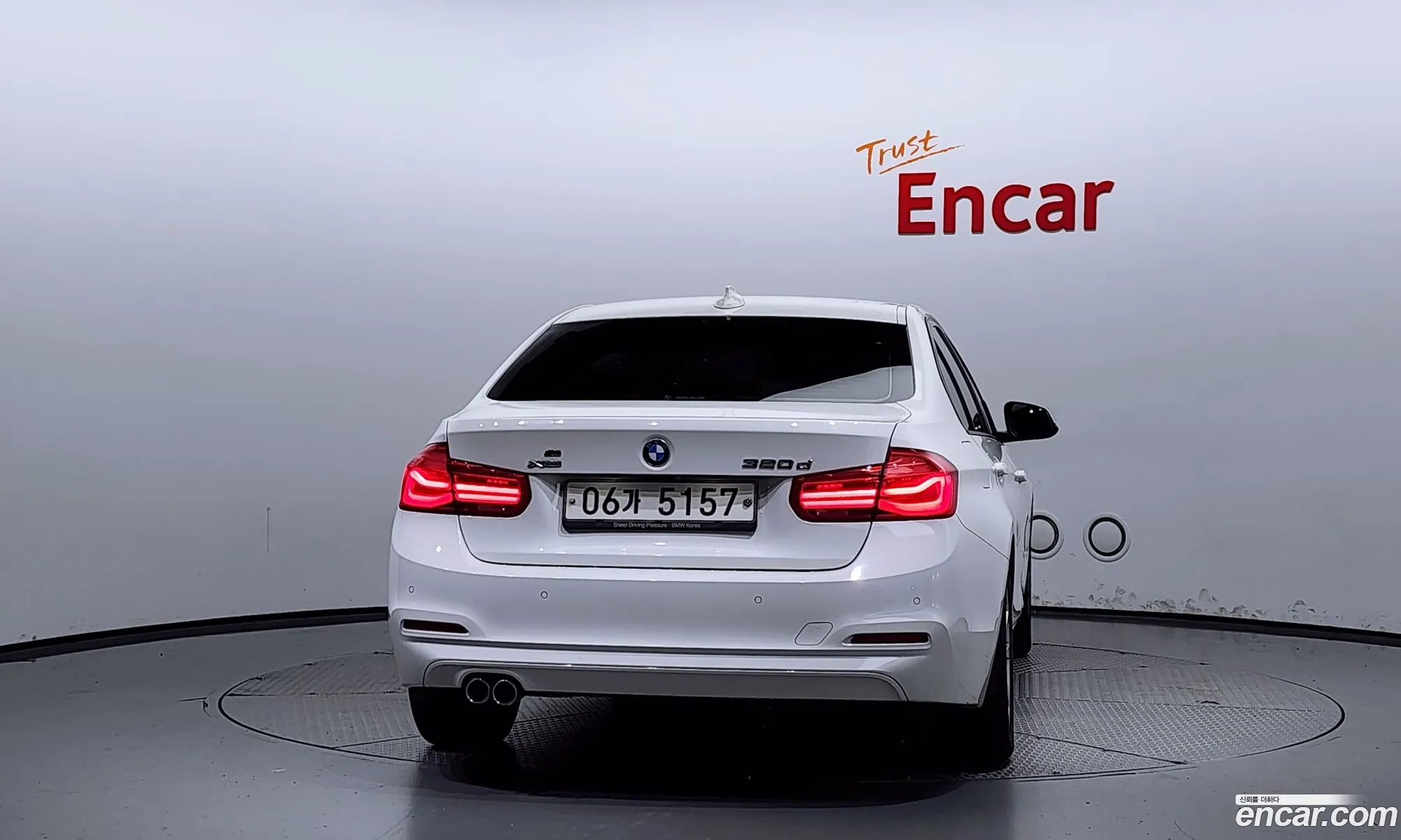 BMW 3 Series F30 320D - фотография 14114613