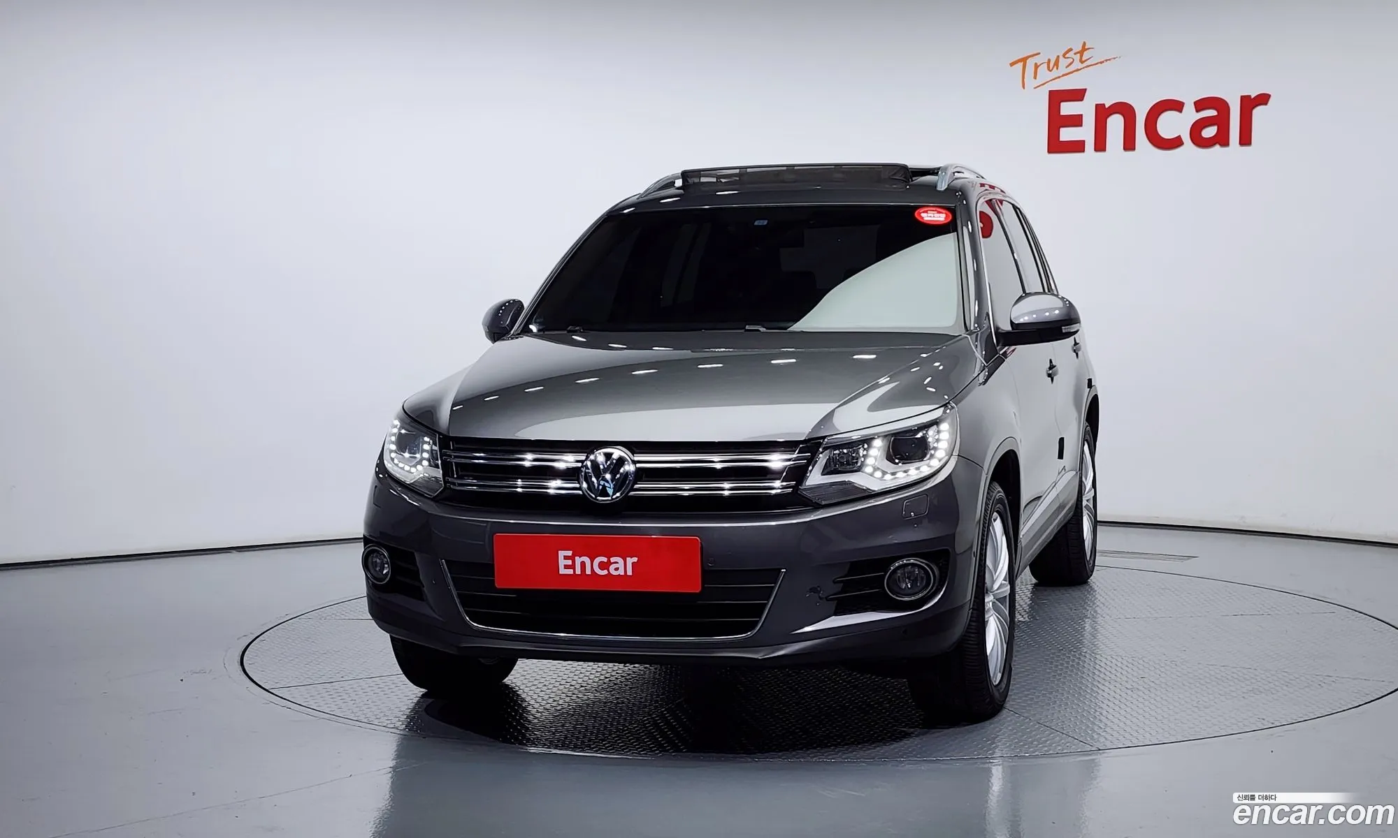Volkswagen New Tiguan 20 Tdi Premium 5N - фотография 12133291