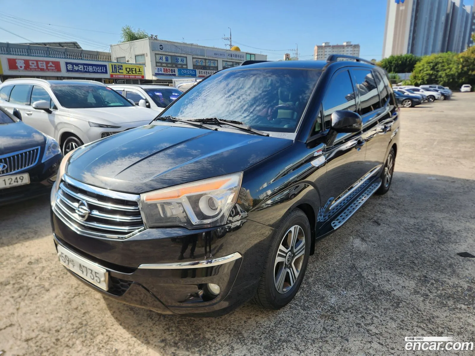 Kg Mobility Ssangyong Korando Turismo 4Wd Gt 9-Seater - фотография 7364281