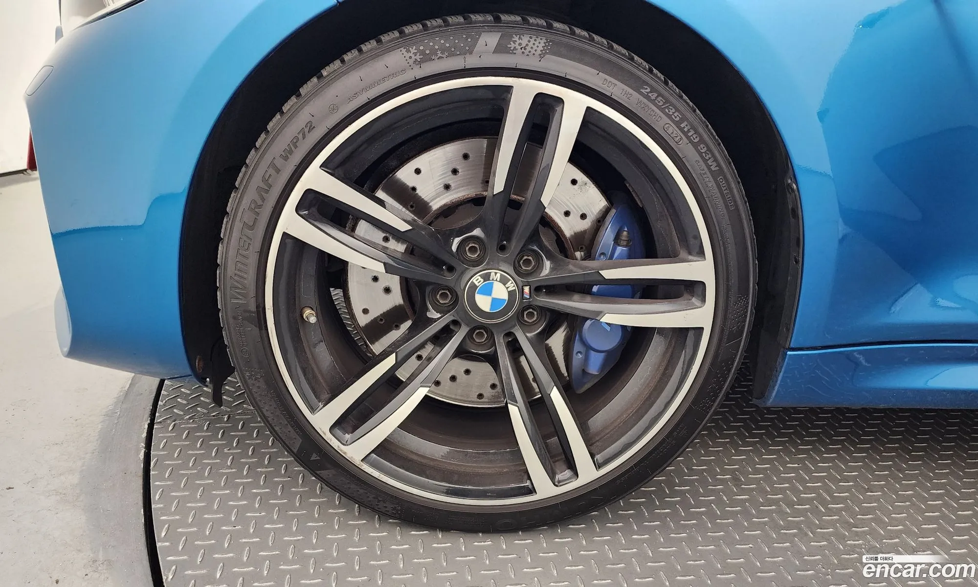 BMW M2 F87 M2 Coupe M Performance Steering Wheel Edition - фотография 15791990