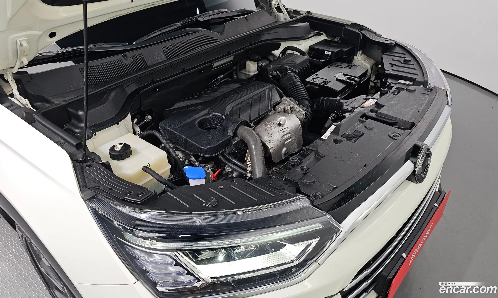 Kg Mobility Ssangyong Beautiful Korando Diesel 16 2Wd Fantastic - фотография 7372418