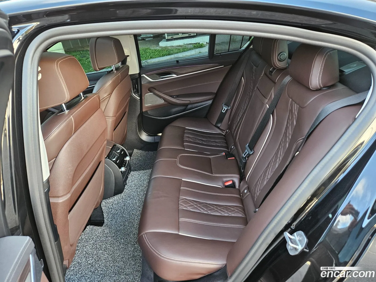 BMW 5 Series G30 530I xDrive Luxury - фотография 14114656