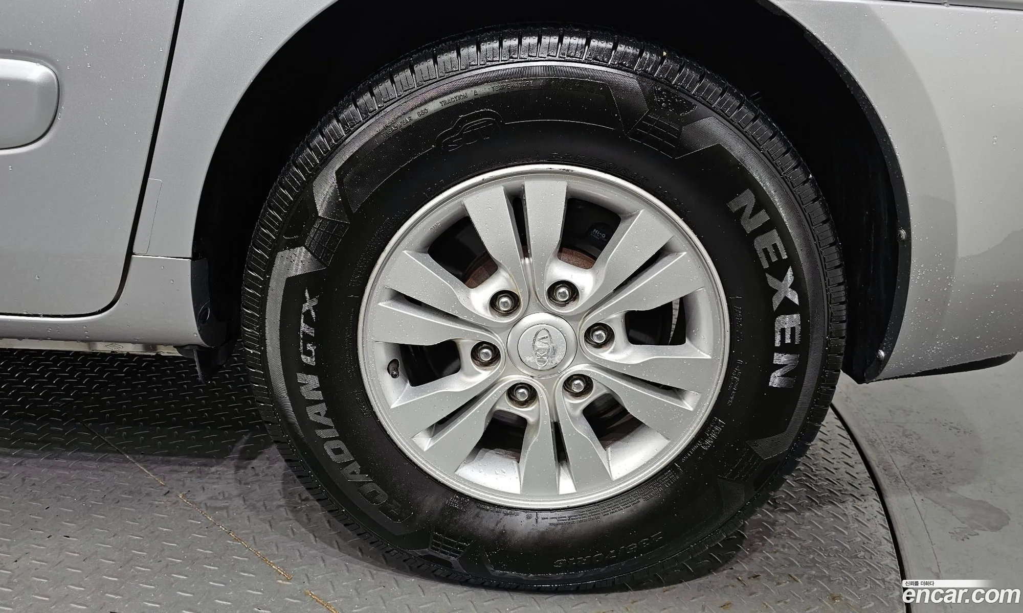 Kia Carnival R New Carnival Gx Basic Model - фотография 12473713