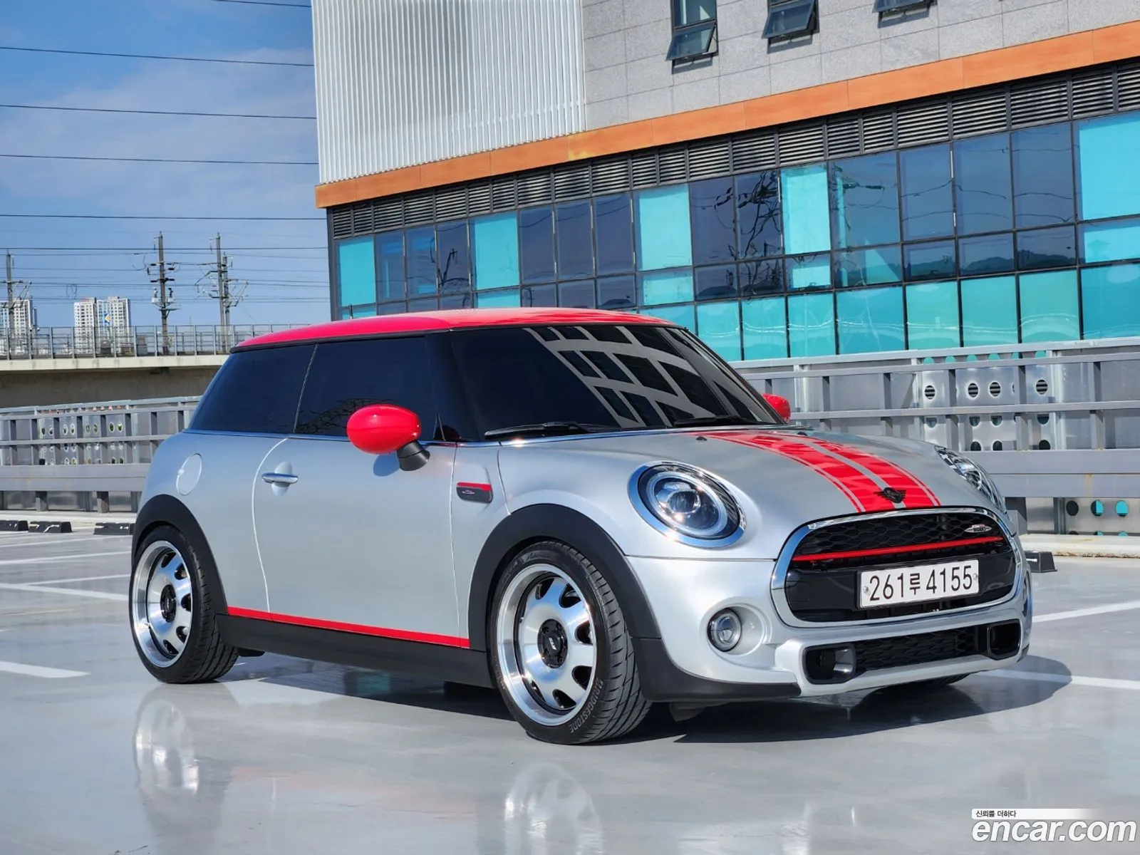 Mini Cooper Basic 3Rd Generation - фотография 687564