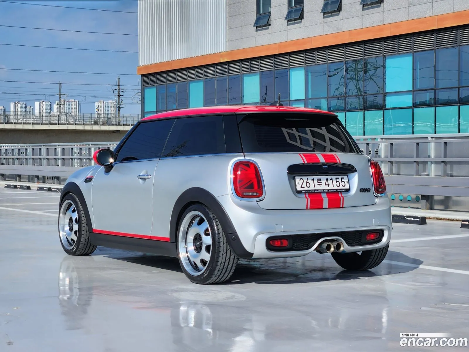 Mini Cooper Basic 3Rd Generation - фотография 687565