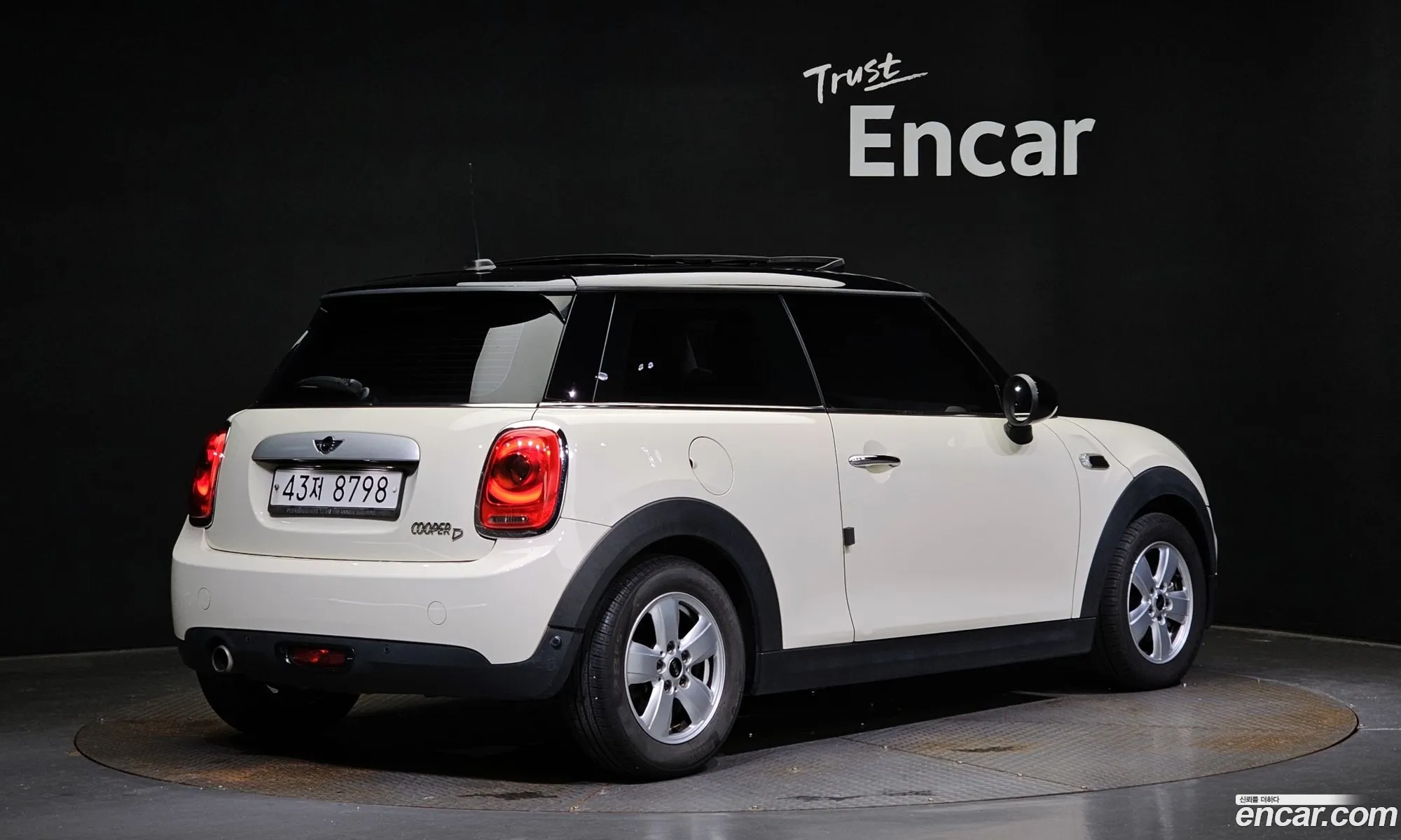 Mini Cooper D Mid 3Rd Generation - фотография 256244