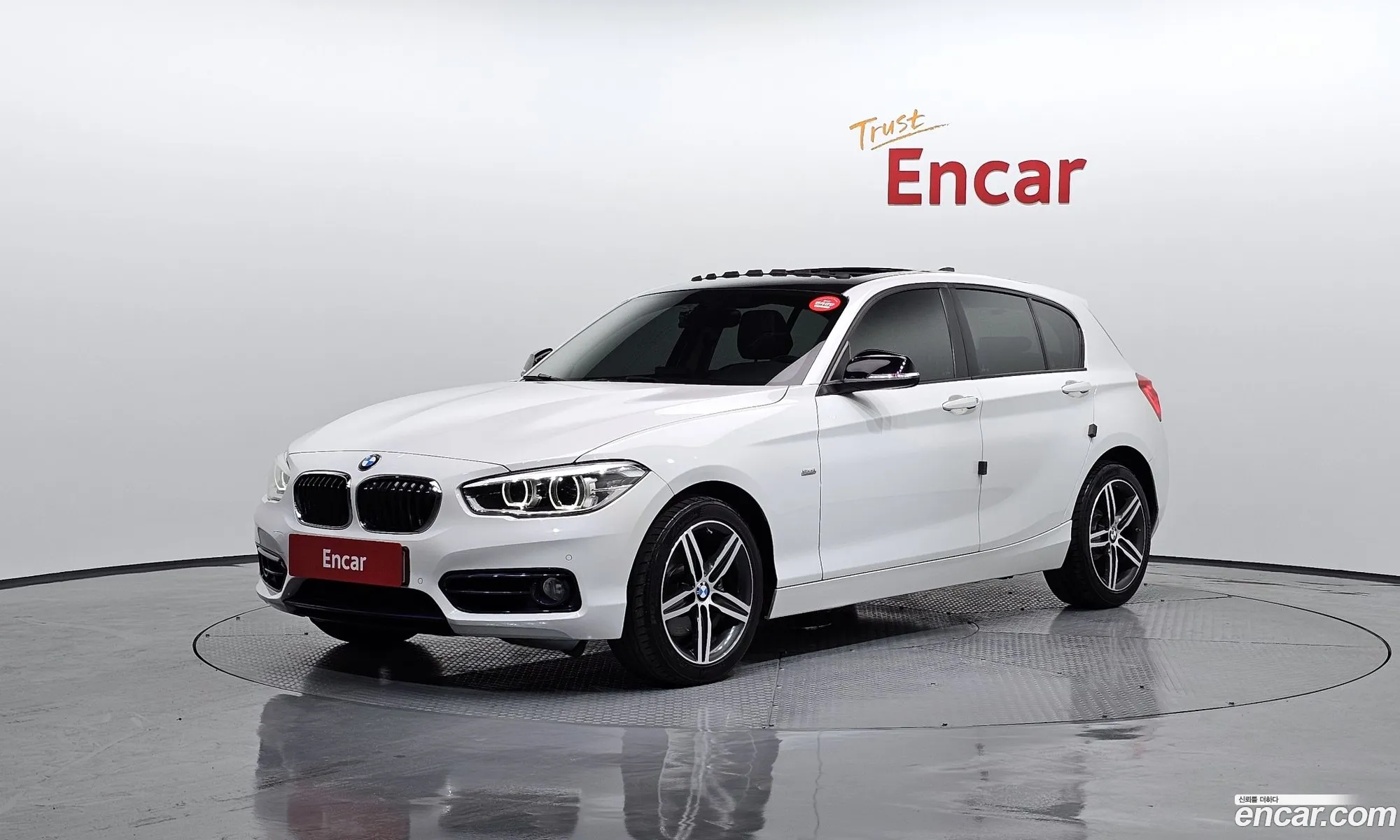 BMW 1 Series F20 118D Sports 5-Door - фотография 14186125