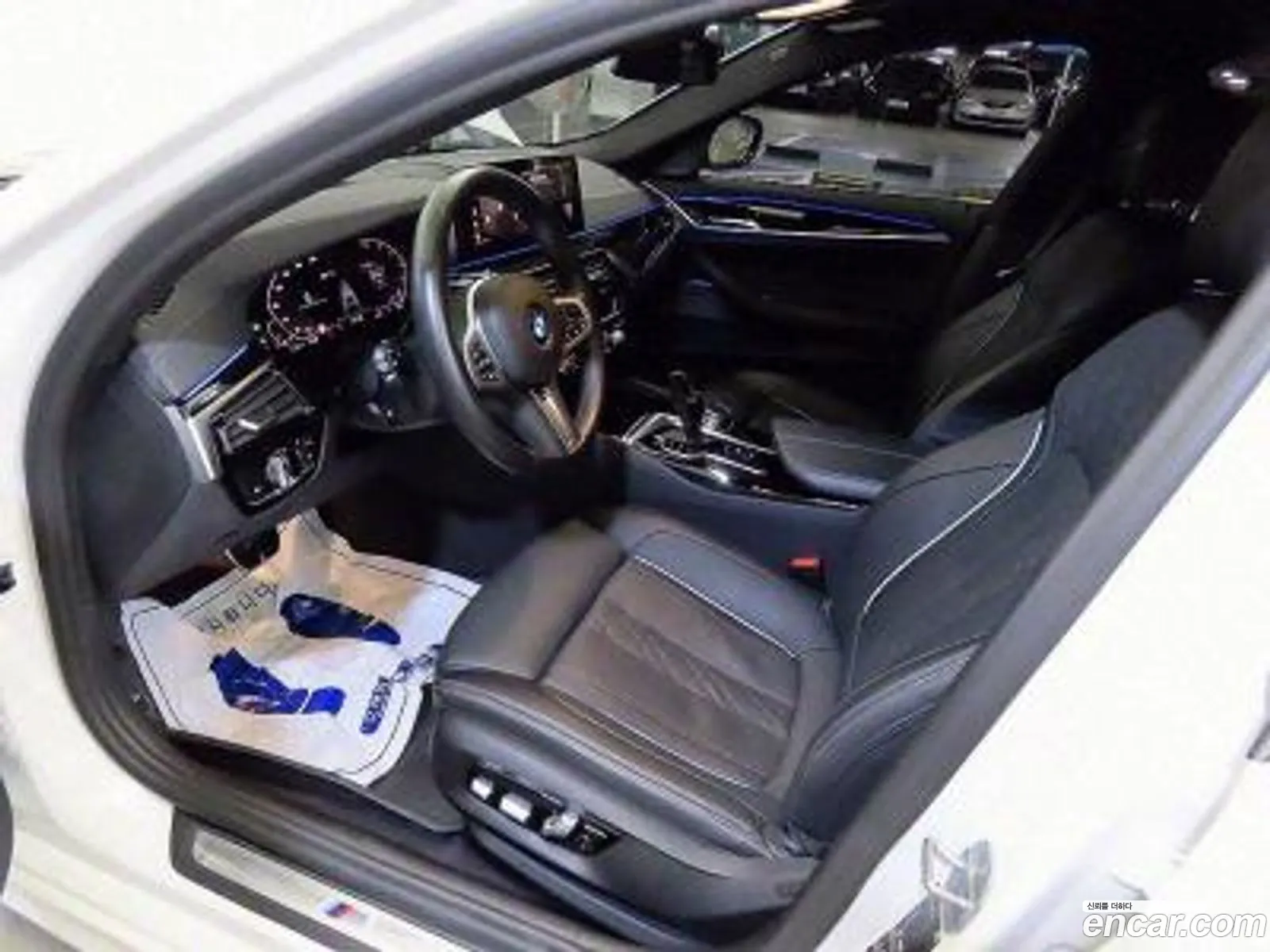 BMW 5 Series G30 530I M Sports - фотография 14186118