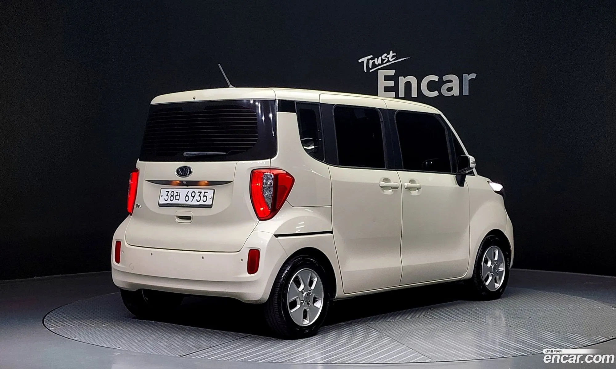 Kia Ray Luxury - фотография 1283996
