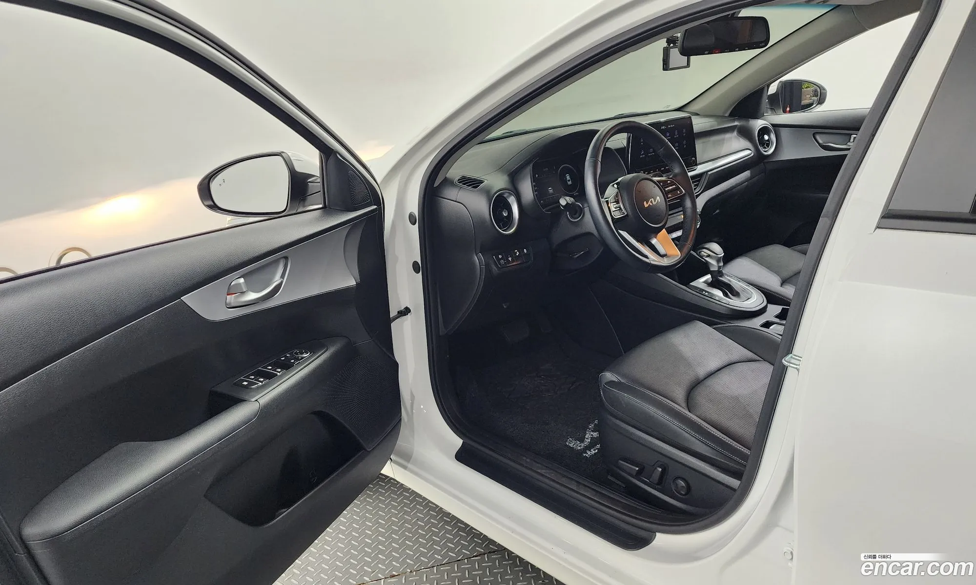 Korex Auto Trade - фотография 12496510