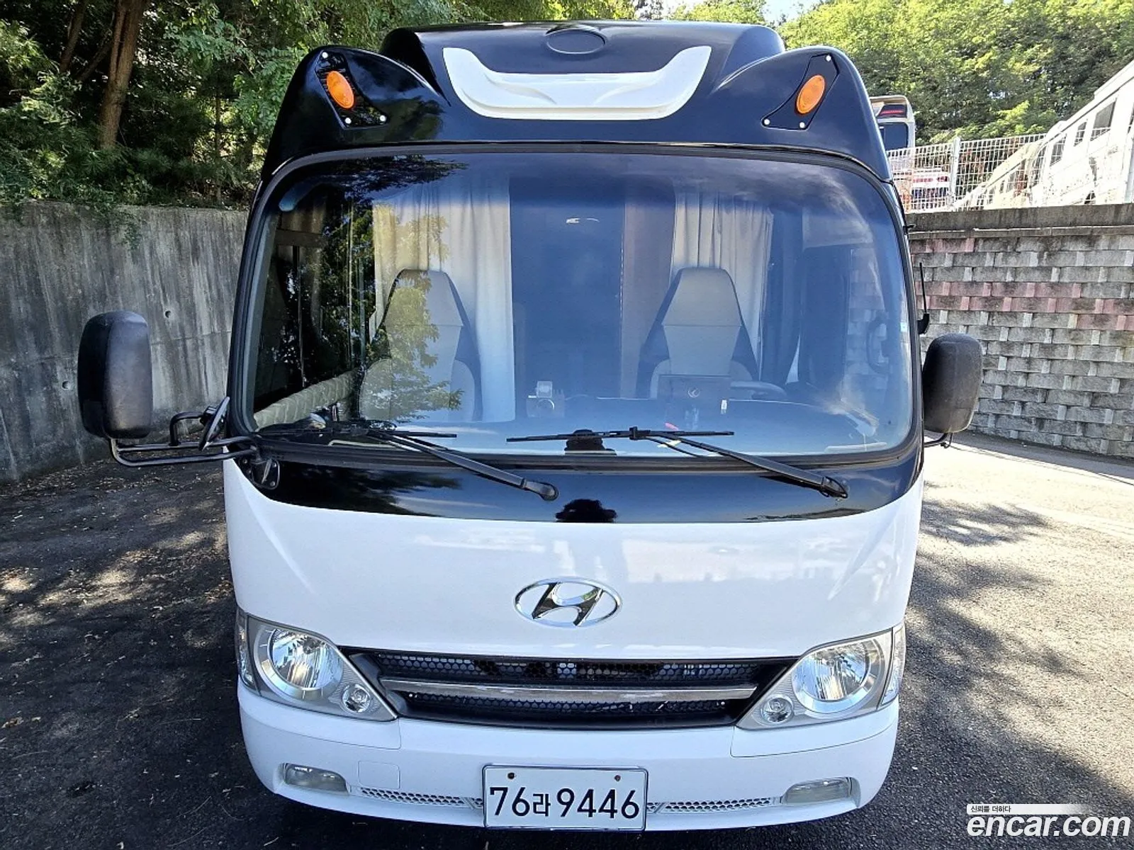 Hyundai Bus-Type Camping Car Etc - фотография 15985685