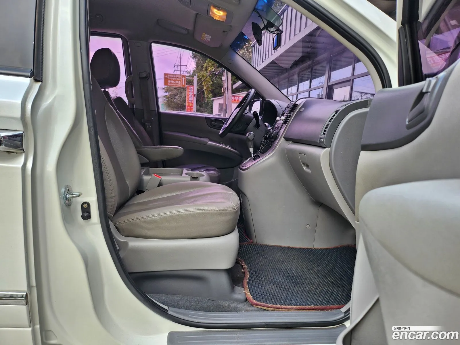 Kia Carnival R Grand Carnival Glx Luxury Model - фотография 12516613