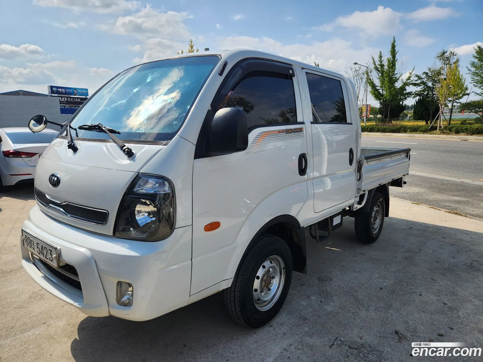 Kia Asia Bongo Iii Cargo Truck 1 Ton 4Wd Double Cab - фотография 12525637