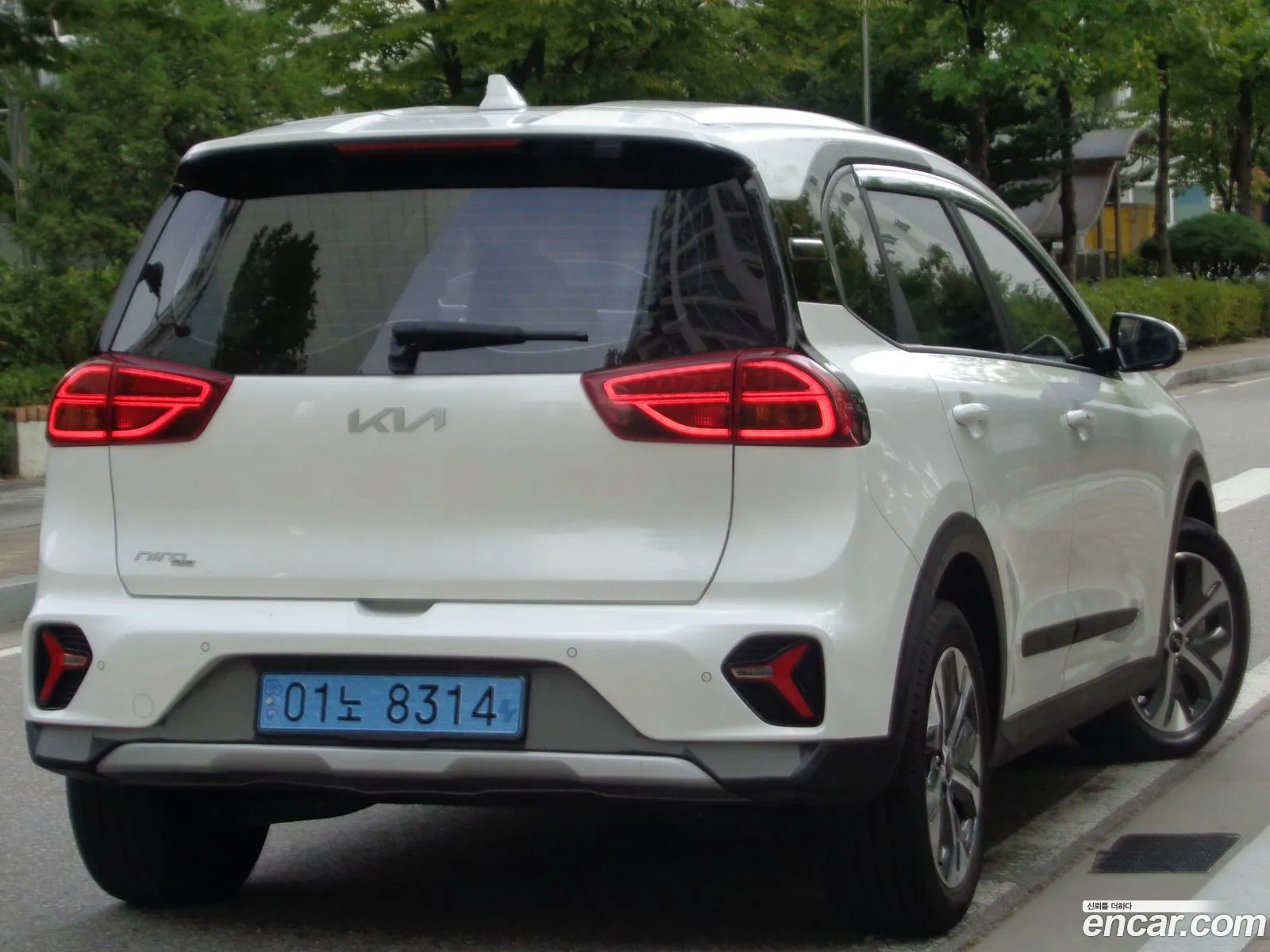 Kia Niro Plus Air Taxi Type - фотография 12525646