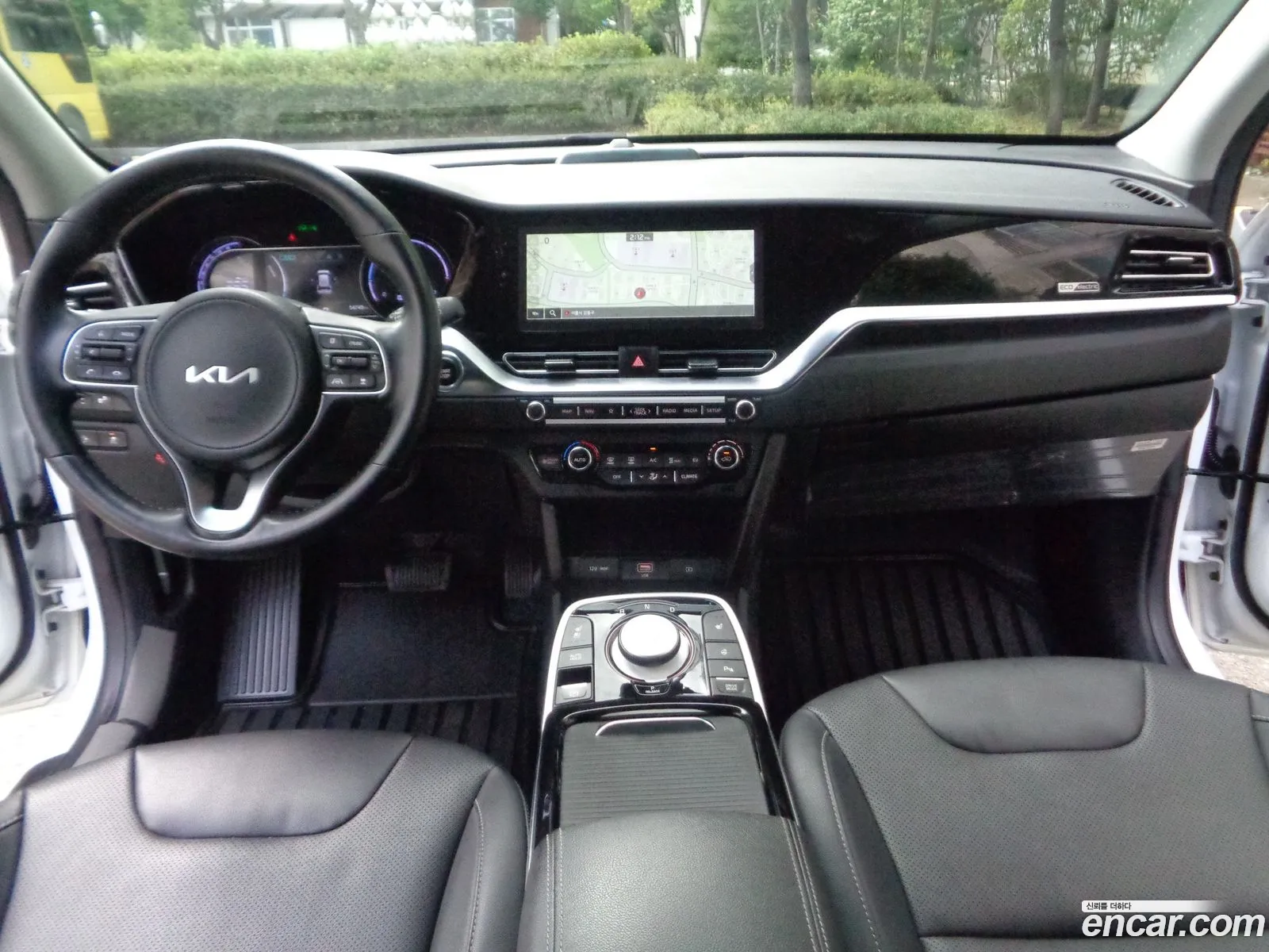 Kia Niro Plus Air Taxi Type - фотография 12525648