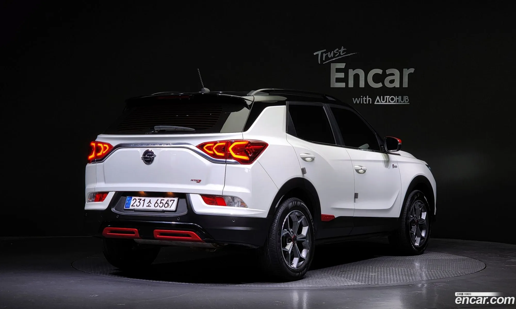 Kg Mobility Ssangyong Beautiful Korando Gasoline 15 2Wd R-Plus - фотография 7374168