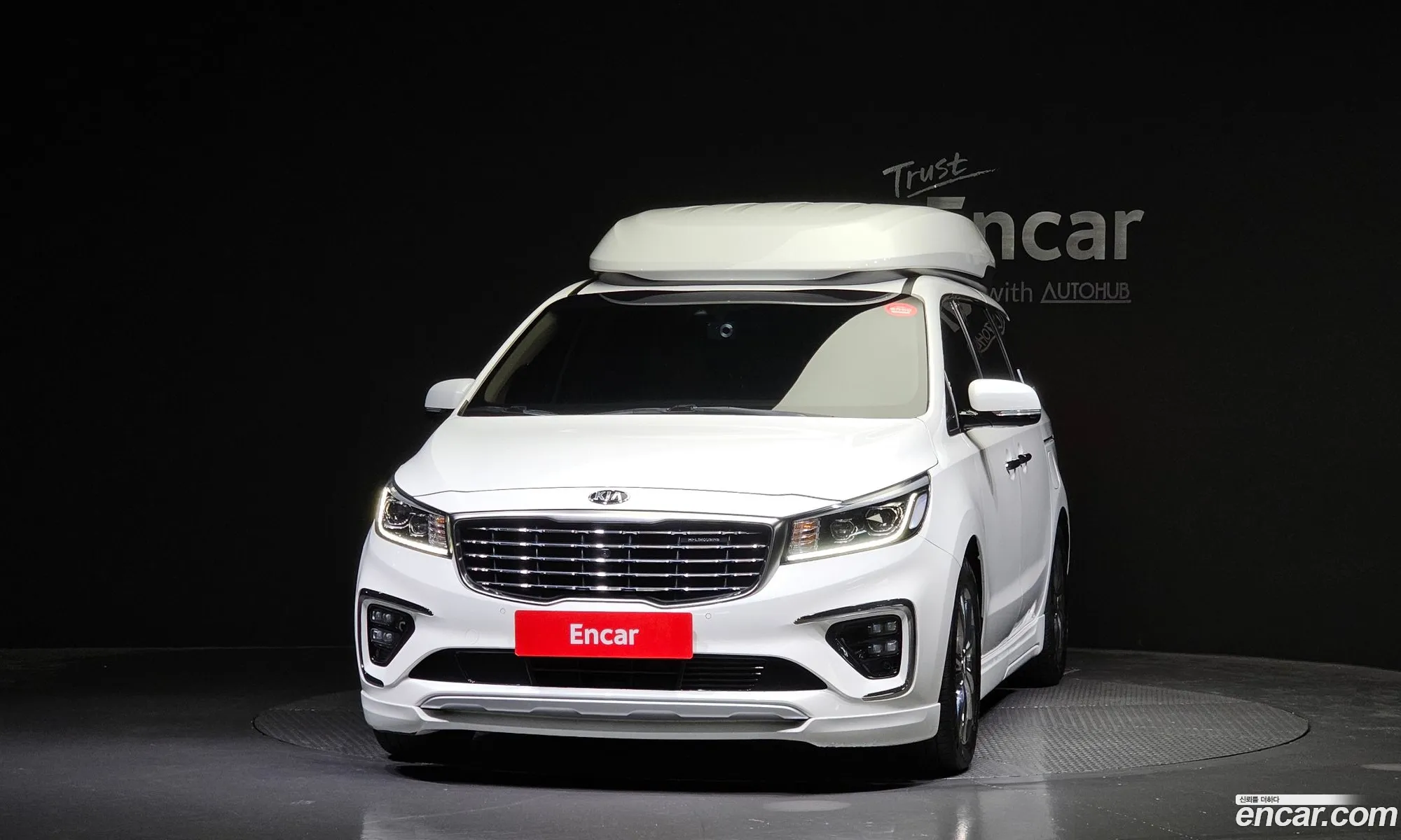 Kia The New Carnival Gasoline 9-Seater High Limousine Noblesse Special - фотография 12476840
