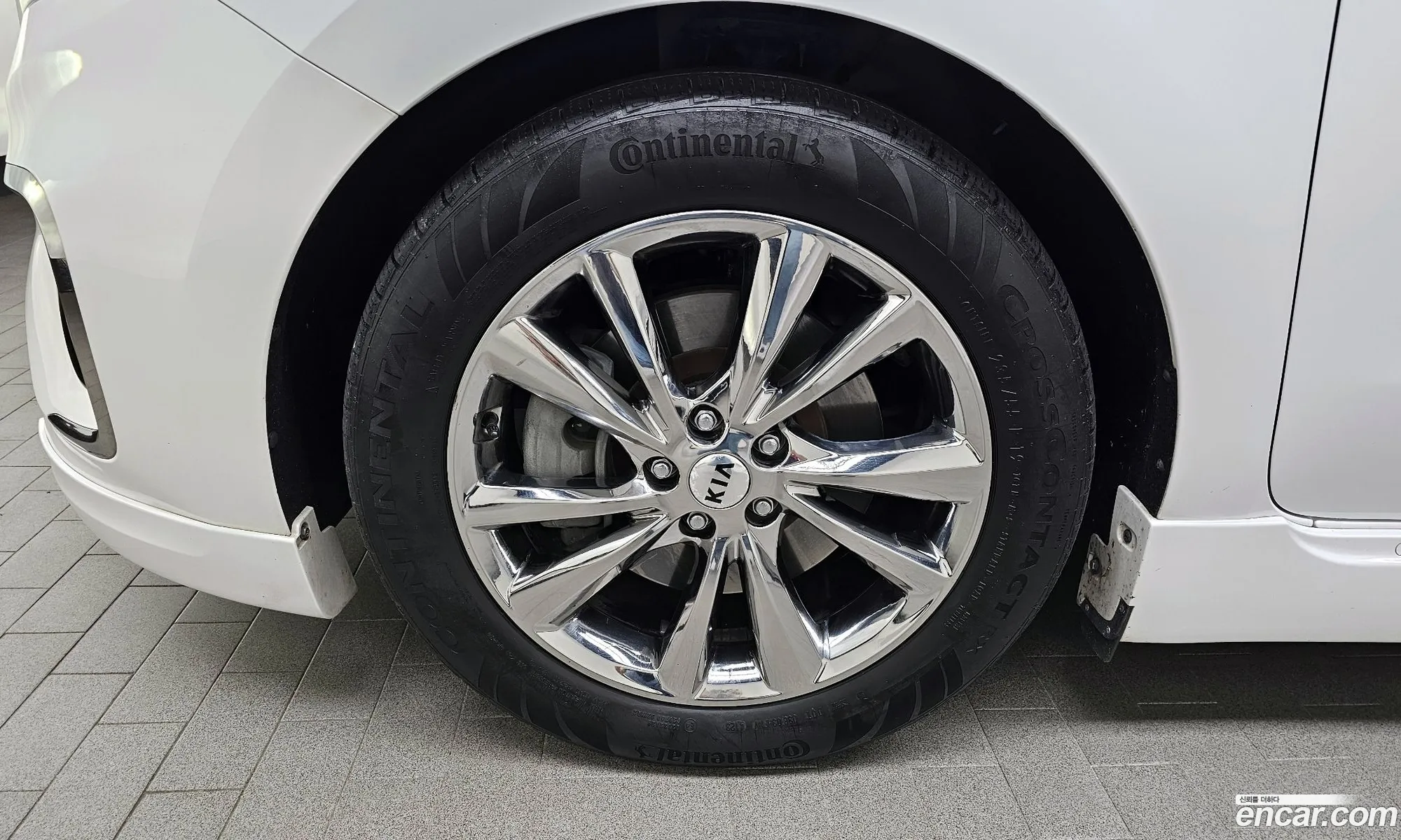 Kia The New Carnival Gasoline 9-Seater High Limousine Noblesse Special - фотография 12476842