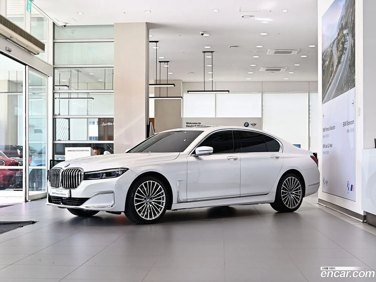 BMW 7 Series G11 730D xDrive Design Pure Excellence - фотография 14308299
