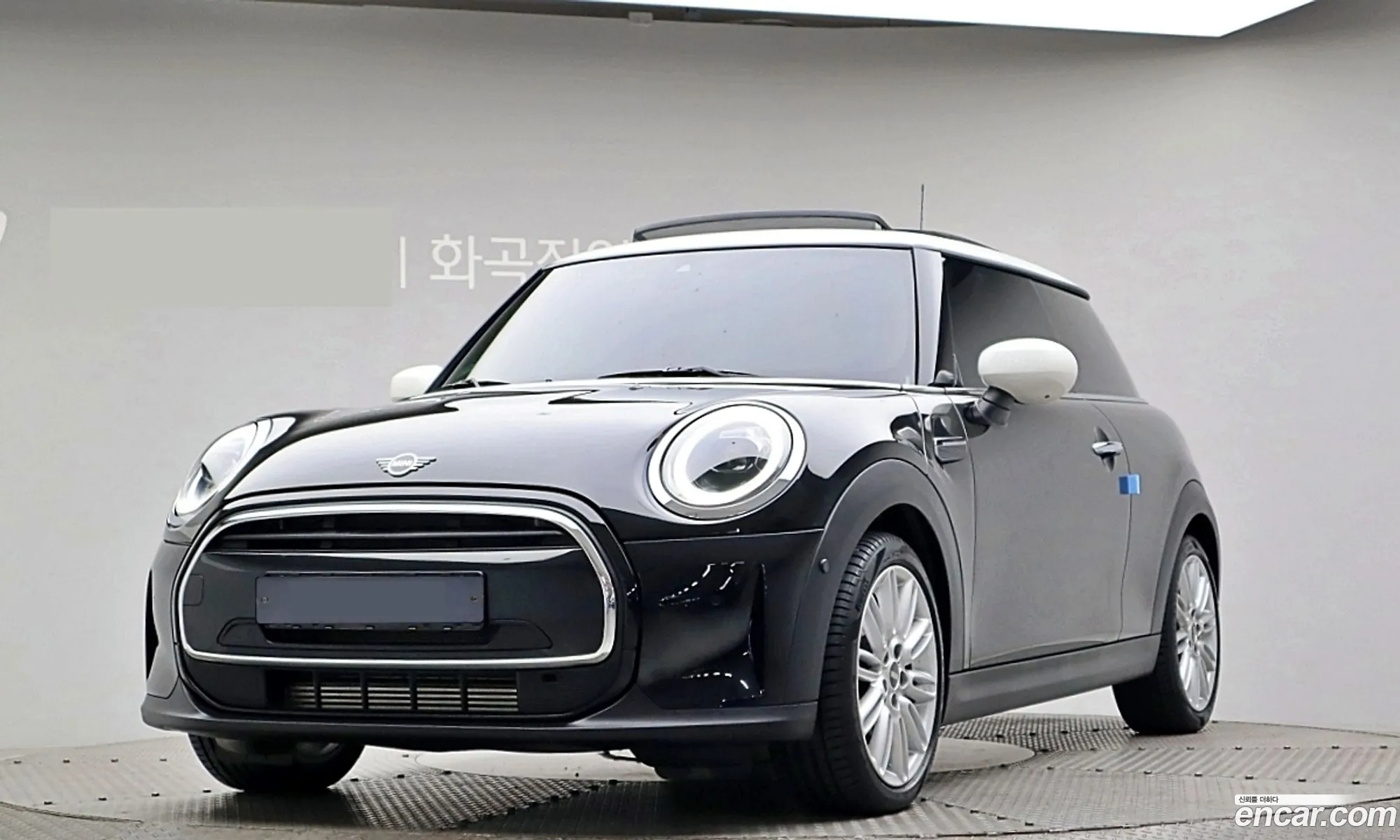 Mini Cooper Classic Plus 3Rd Generation - фотография 8055605