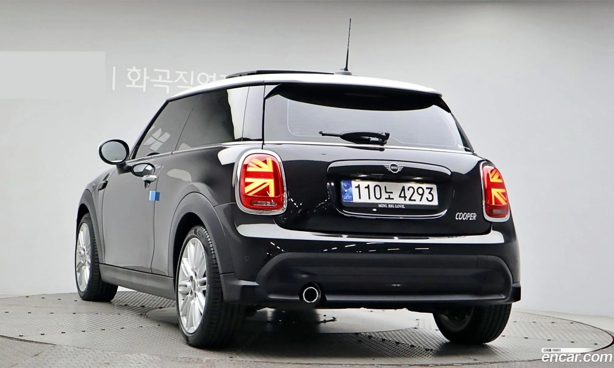 Mini Cooper Classic Plus 3Rd Generation - фотография 8055606