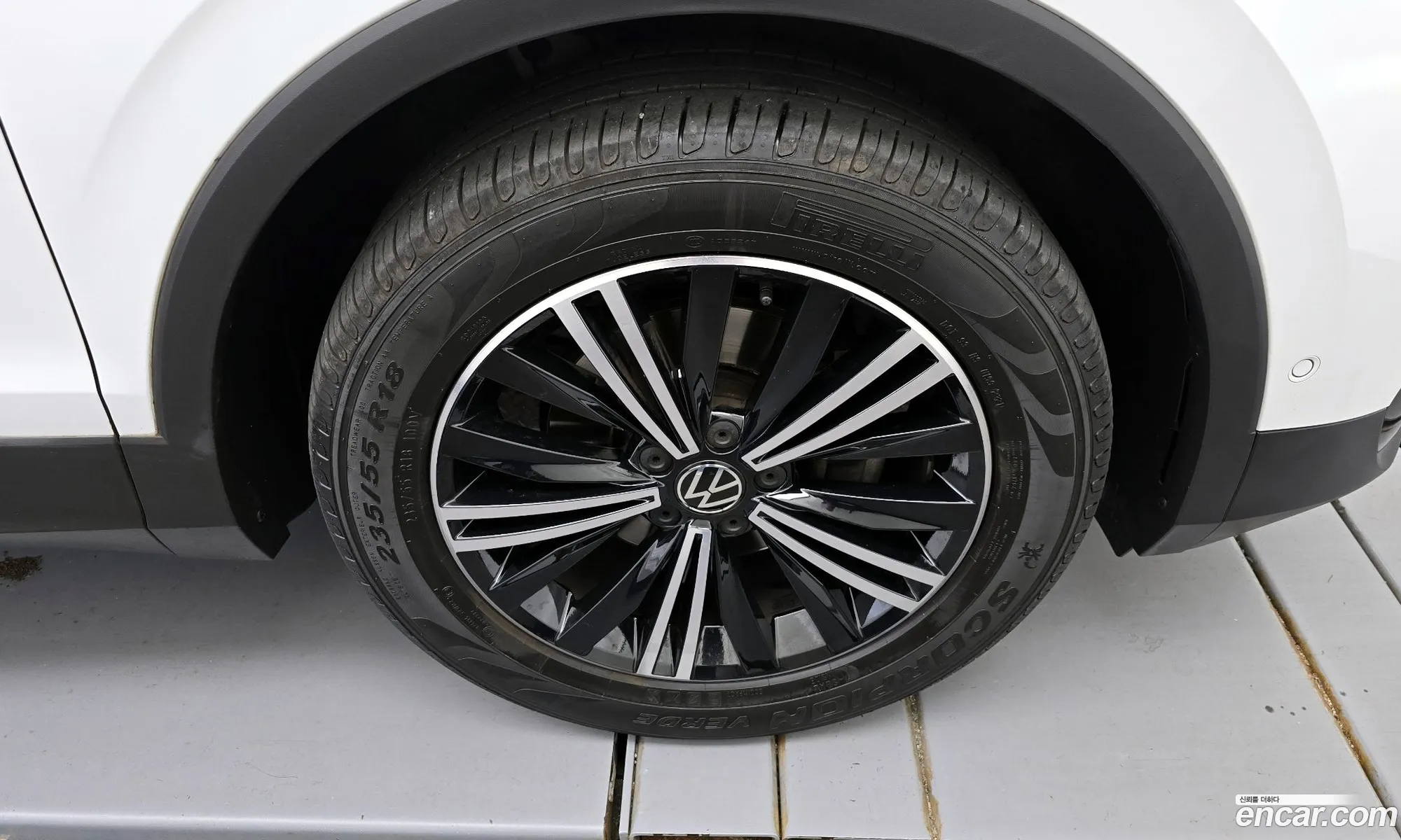 Volkswagen Tiguan 2Nd Generation 20 Tdi Premium - фотография 12133257