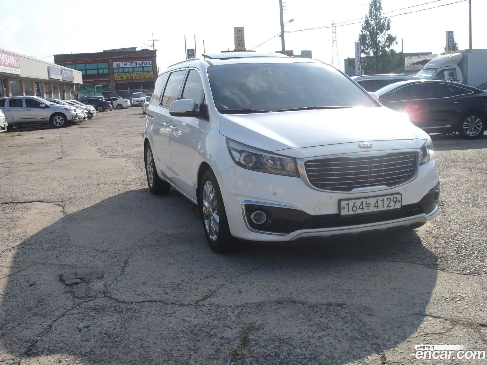 Kia All New Carnival 7-Seater Limousine President - фотография 1392840