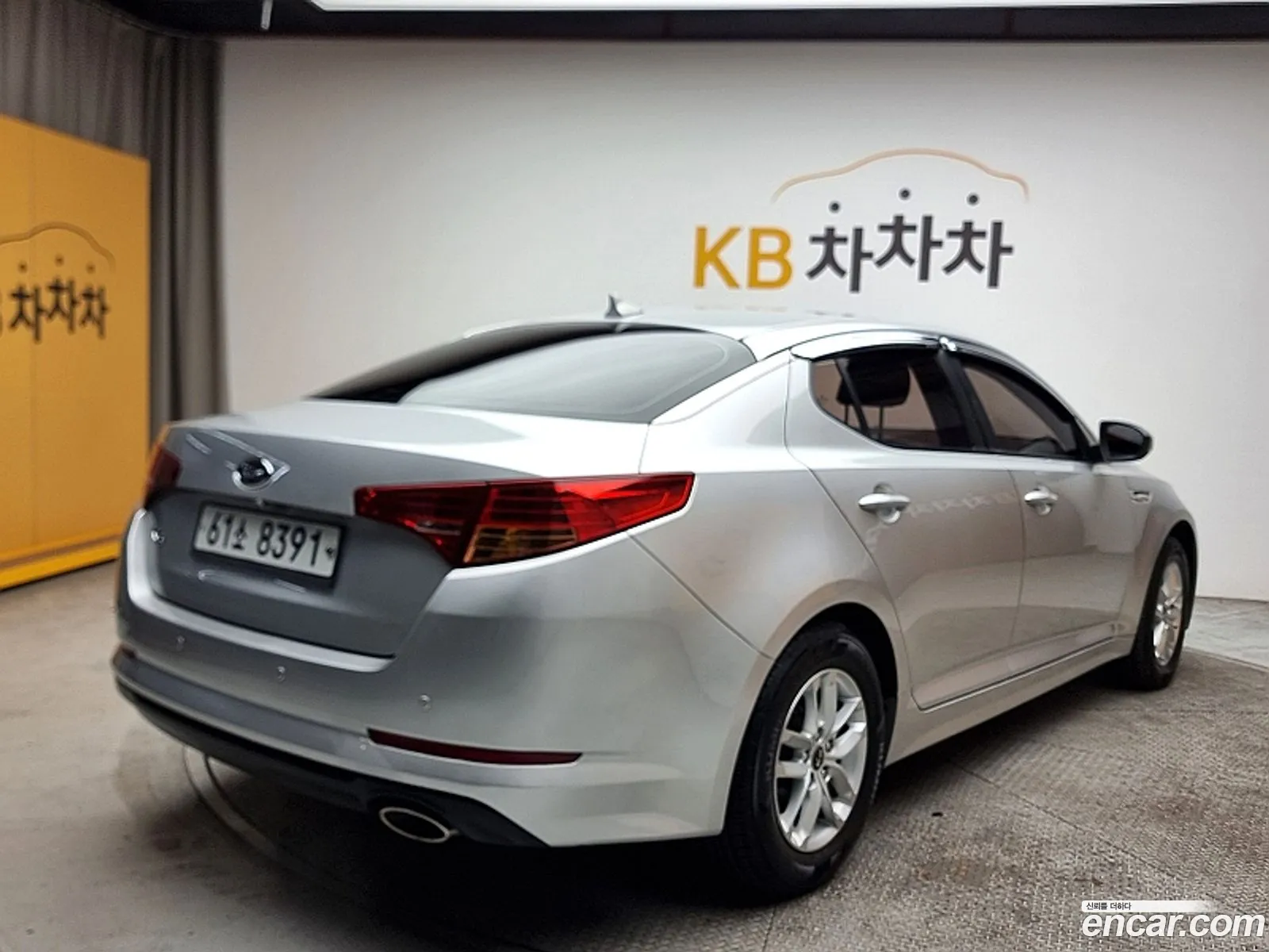 Kia K5 Lpi Deluxe - фотография 12473748