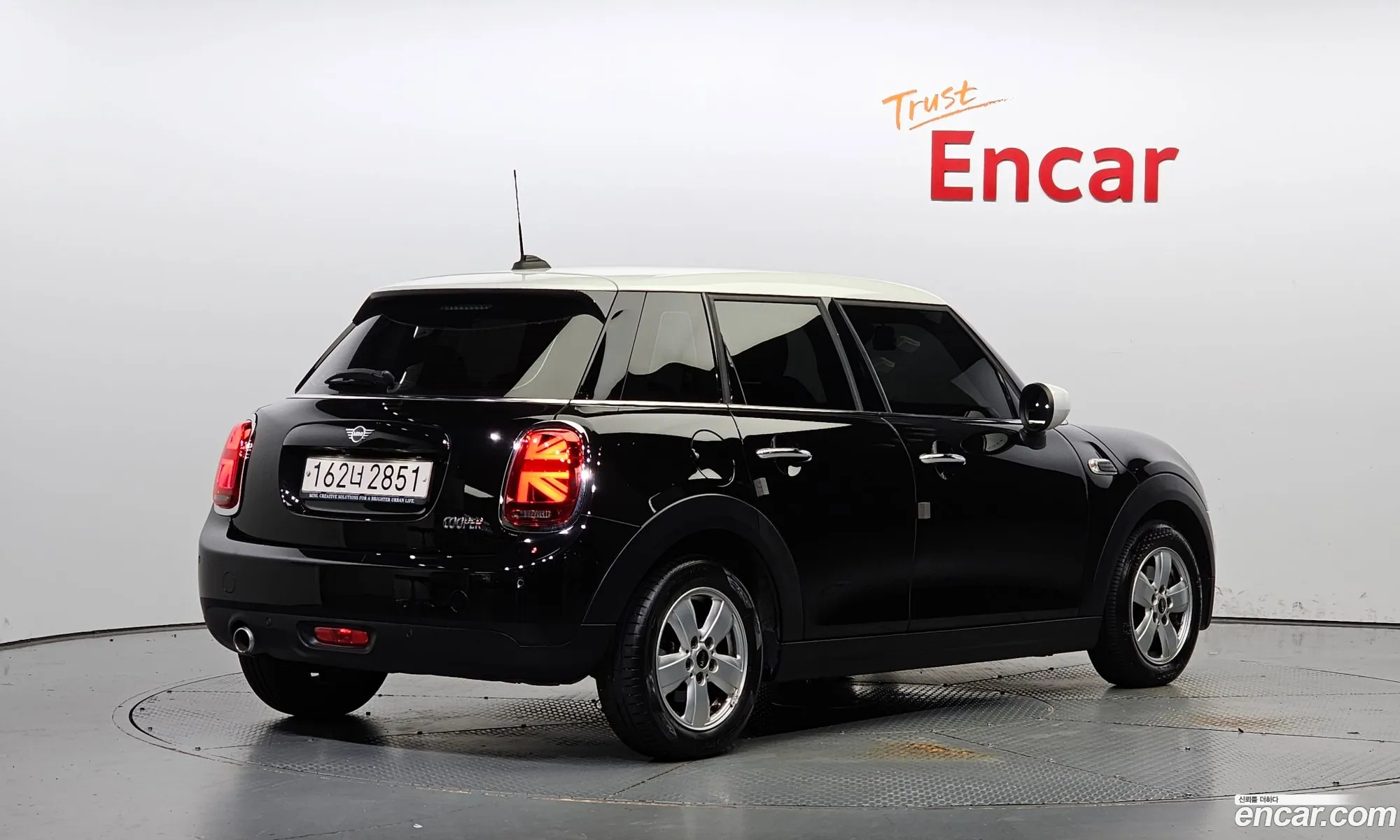 Mini Cooper 5-Door Basic Model 3Rd Generation - фотография 310154