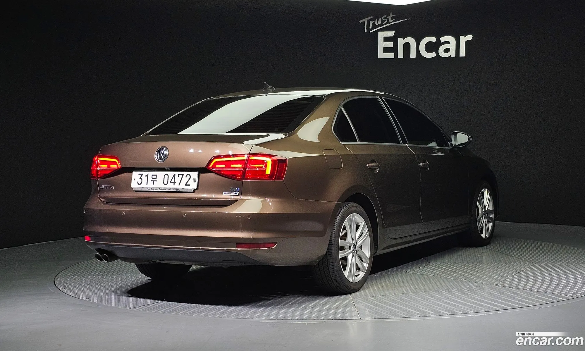 Volkswagen New Jetta 20 Tdi Bluemotion Premium 6Th Generation - фотография 12245043