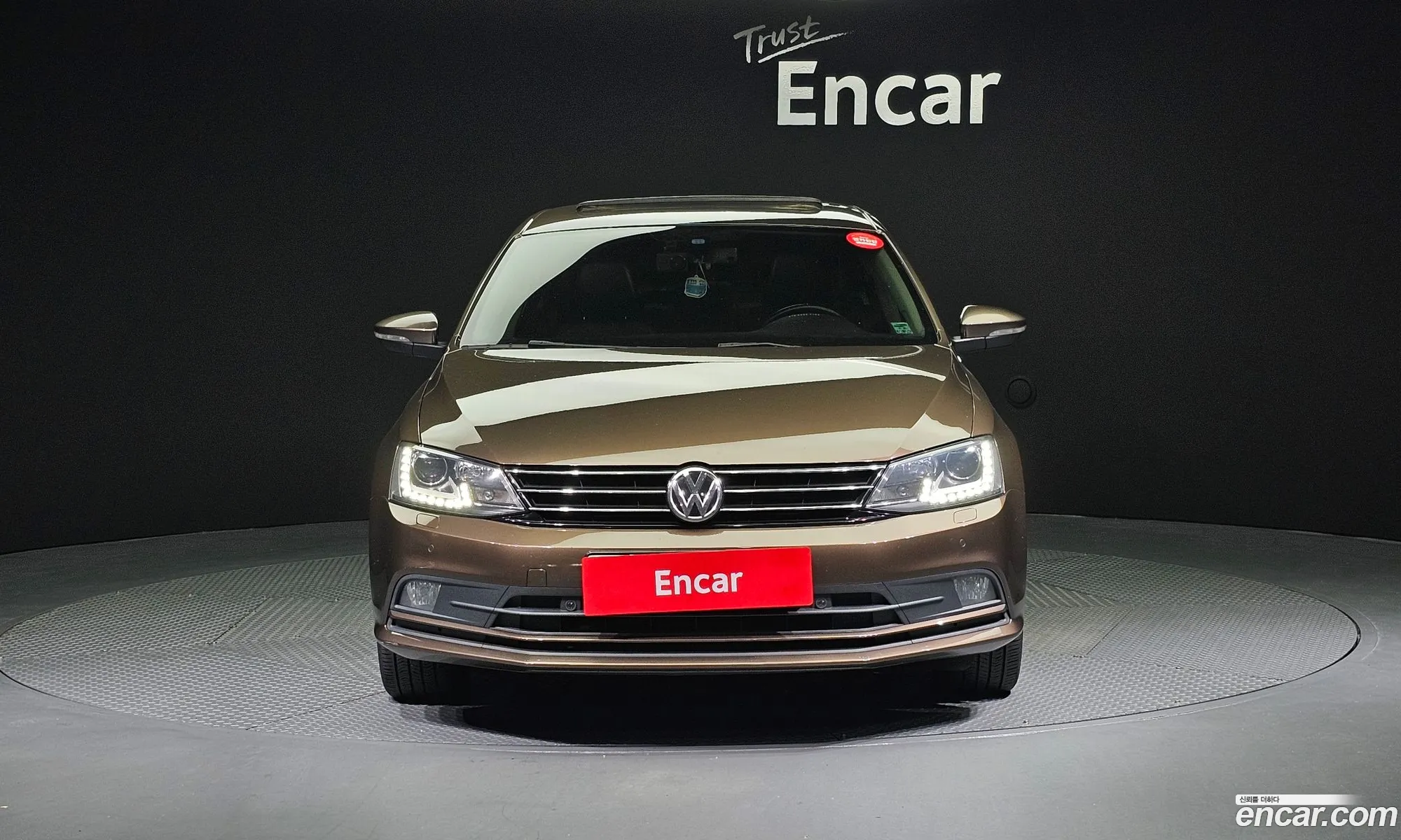 Volkswagen New Jetta 20 Tdi Bluemotion Premium 6Th Generation - фотография 12245044