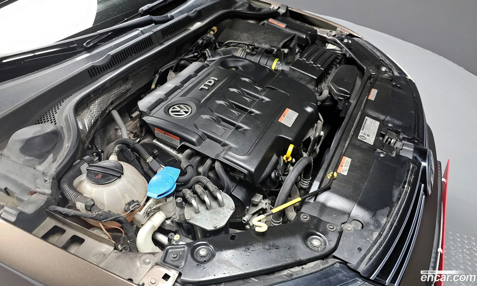 Volkswagen New Jetta 20 Tdi Bluemotion Premium 6Th Generation - фотография 12245047