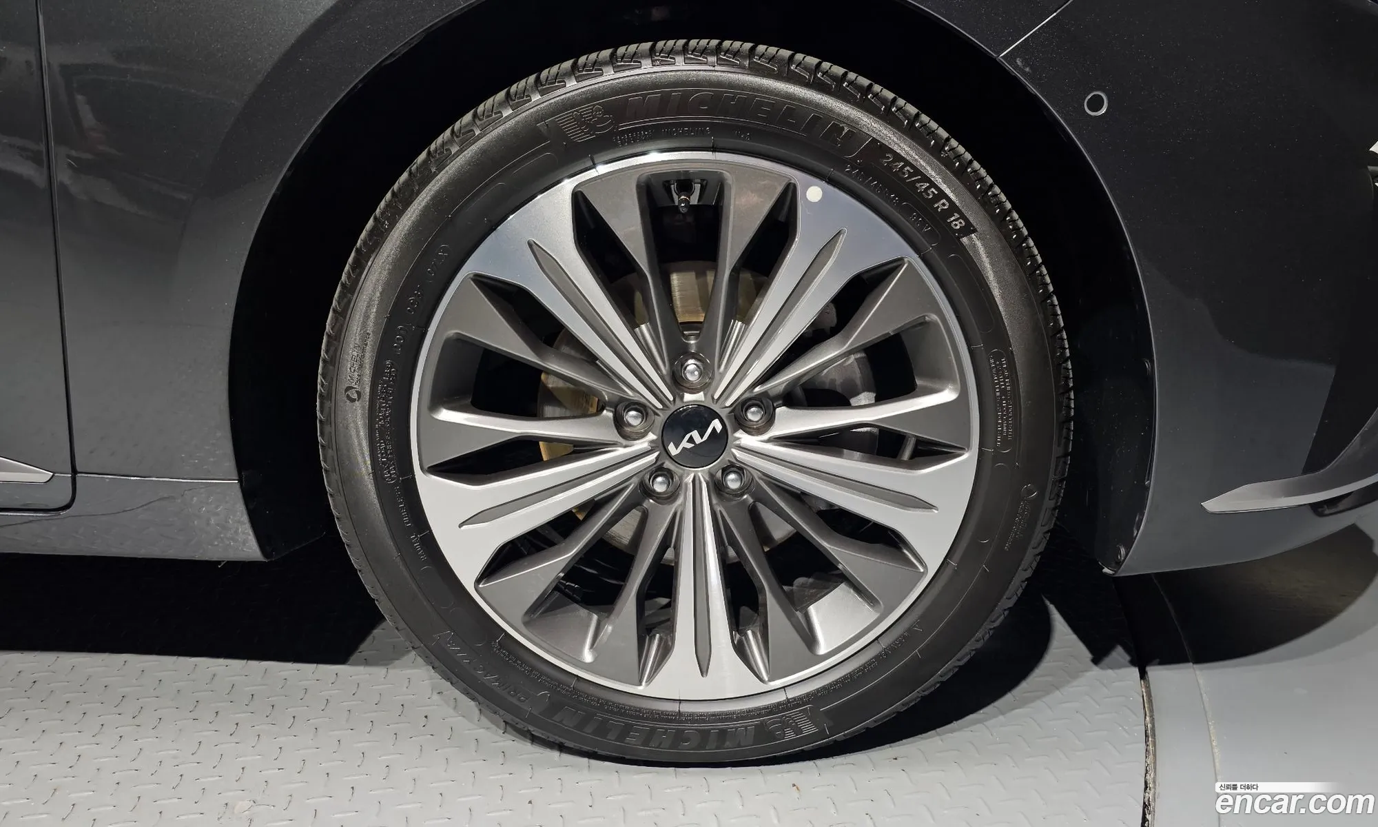 Kia K8 Signature 2022 - фотография 12478991