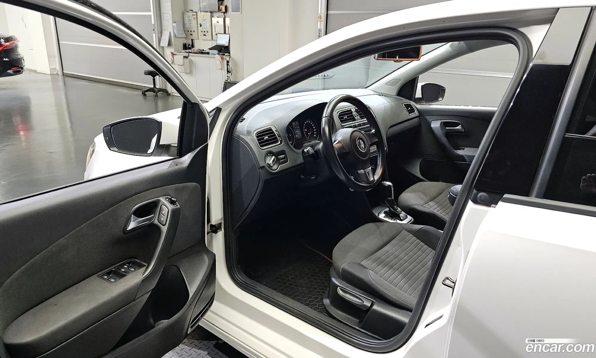 Korex Auto Trade - фотография 12238620