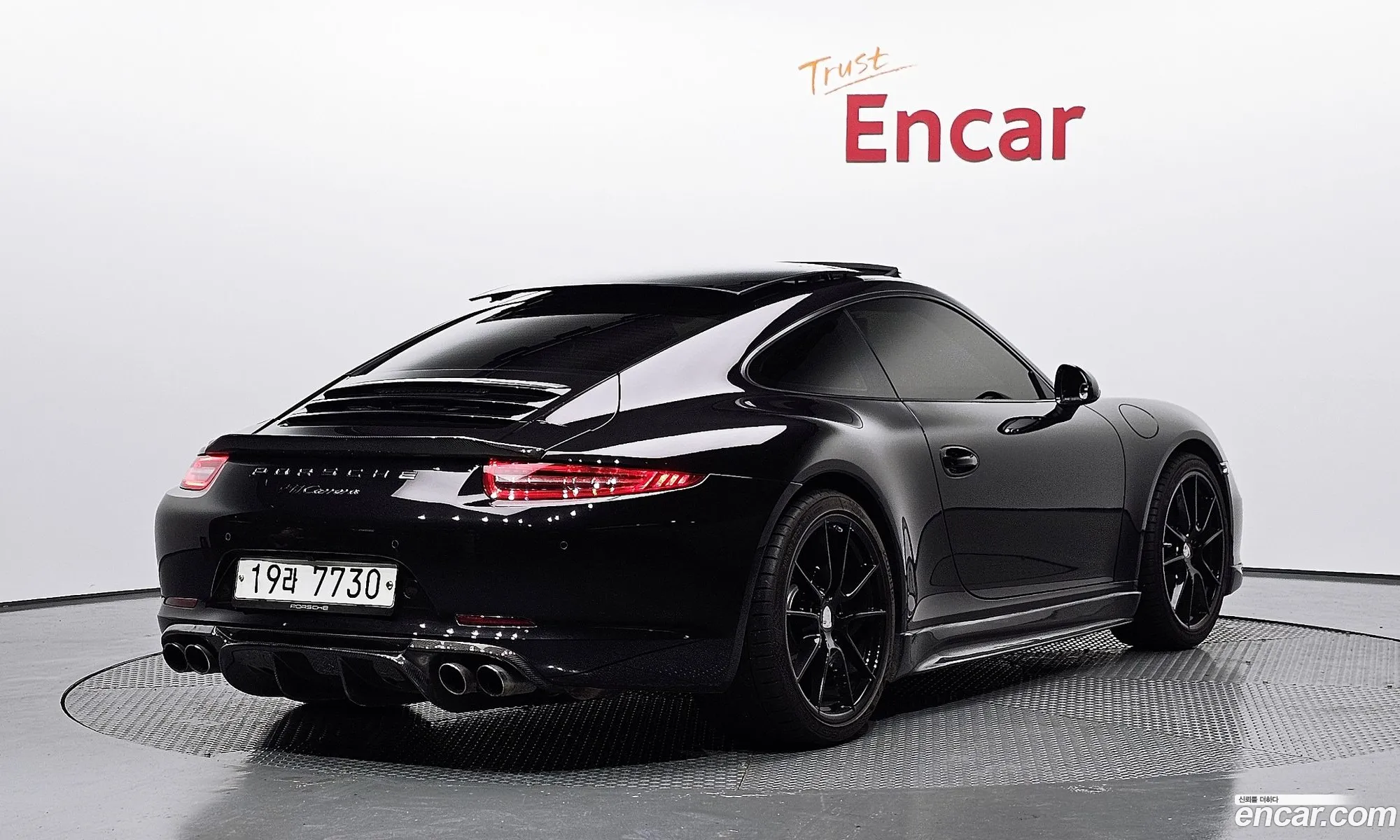 Porsche 911 Carrera 991 - фотография 8142928