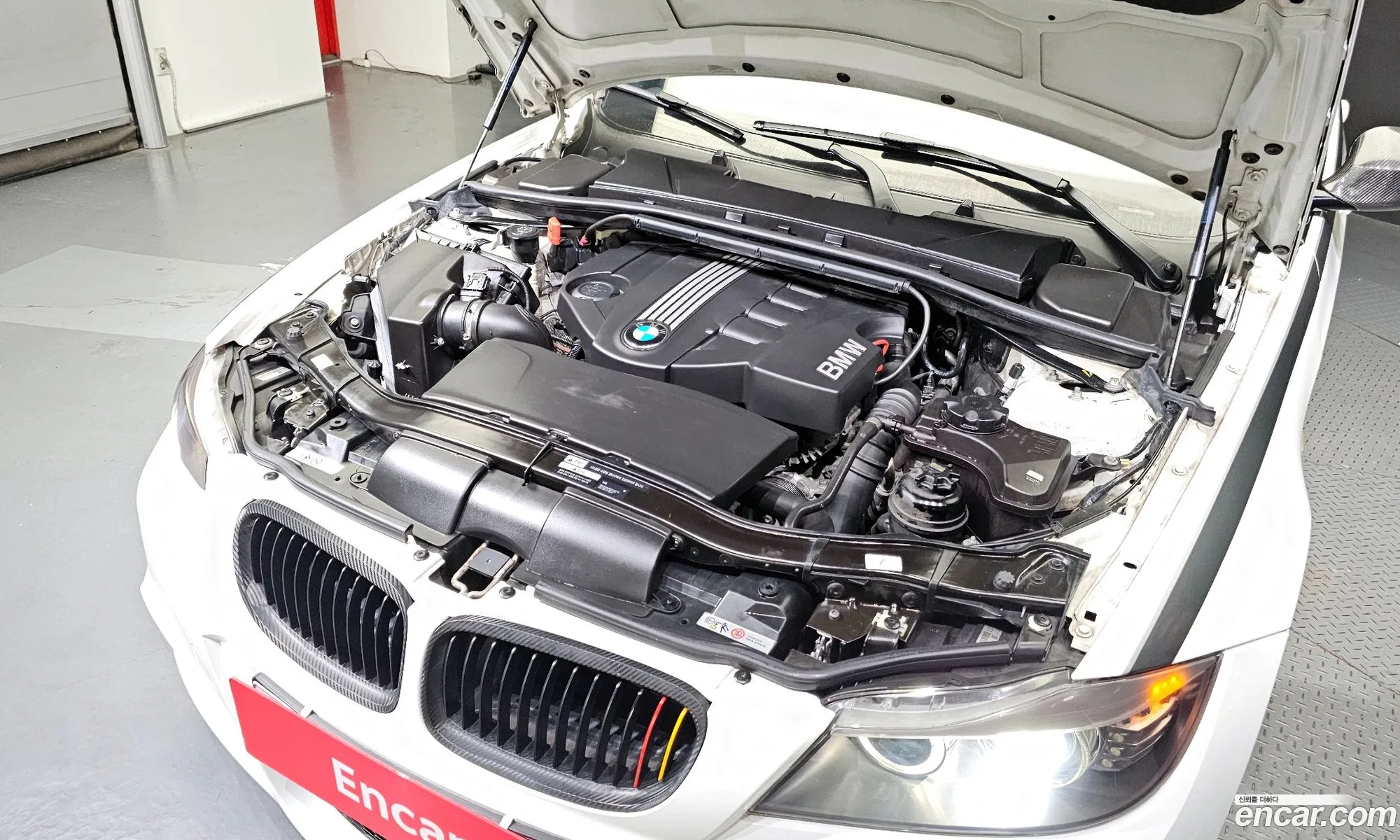 BMW 3 Series E90 320D Sedan - фотография 14312912