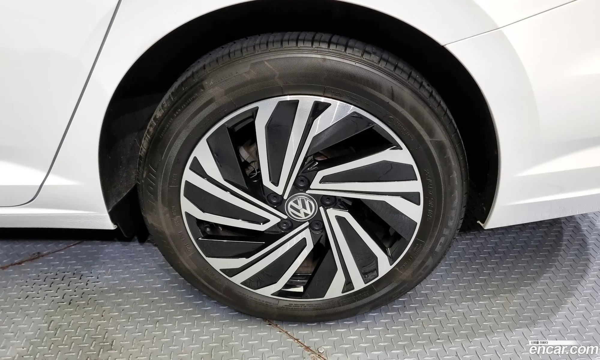 Volkswagen Jetta 7Th Generation 14 Tsi Prestige - фотография 12084482