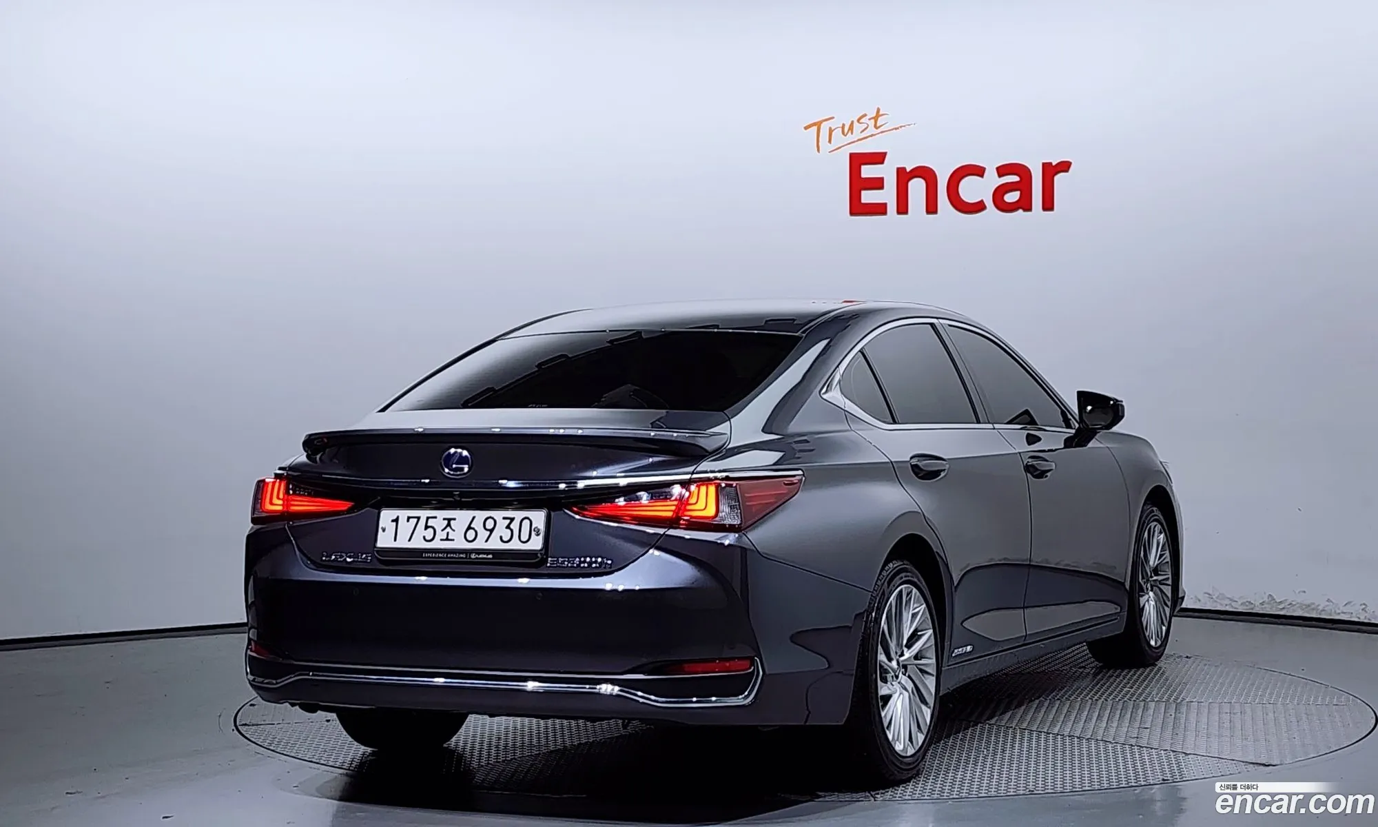 Lexus Es300H 7Th Generation Executive - фотография 6336980
