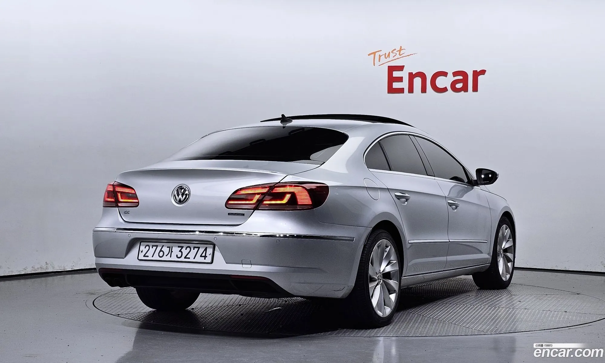 Volkswagen New Cc 20 Tdi Bluemotion - фотография 12245000