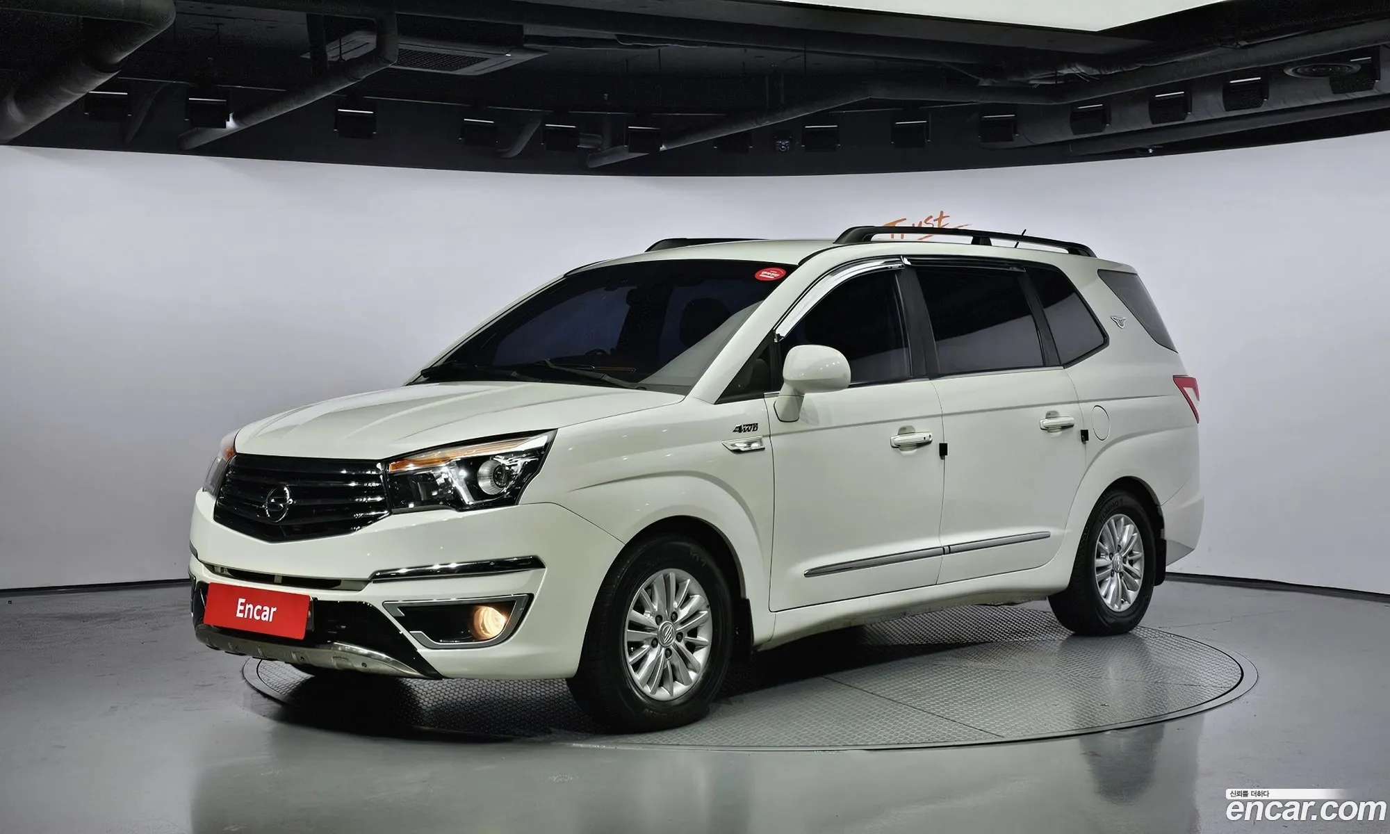 Kg Mobility Ssangyong Korando Turismo 4Wd Tx 9-Seater - фотография 7432515