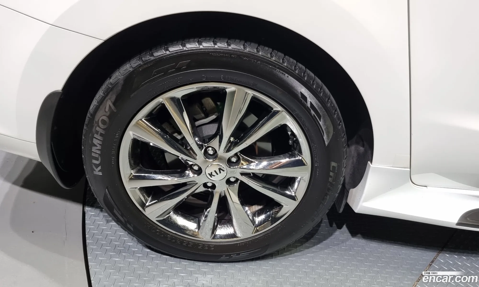 Kia The New Carnival Gasoline 9-Seater Noblesse Special - фотография 12486678