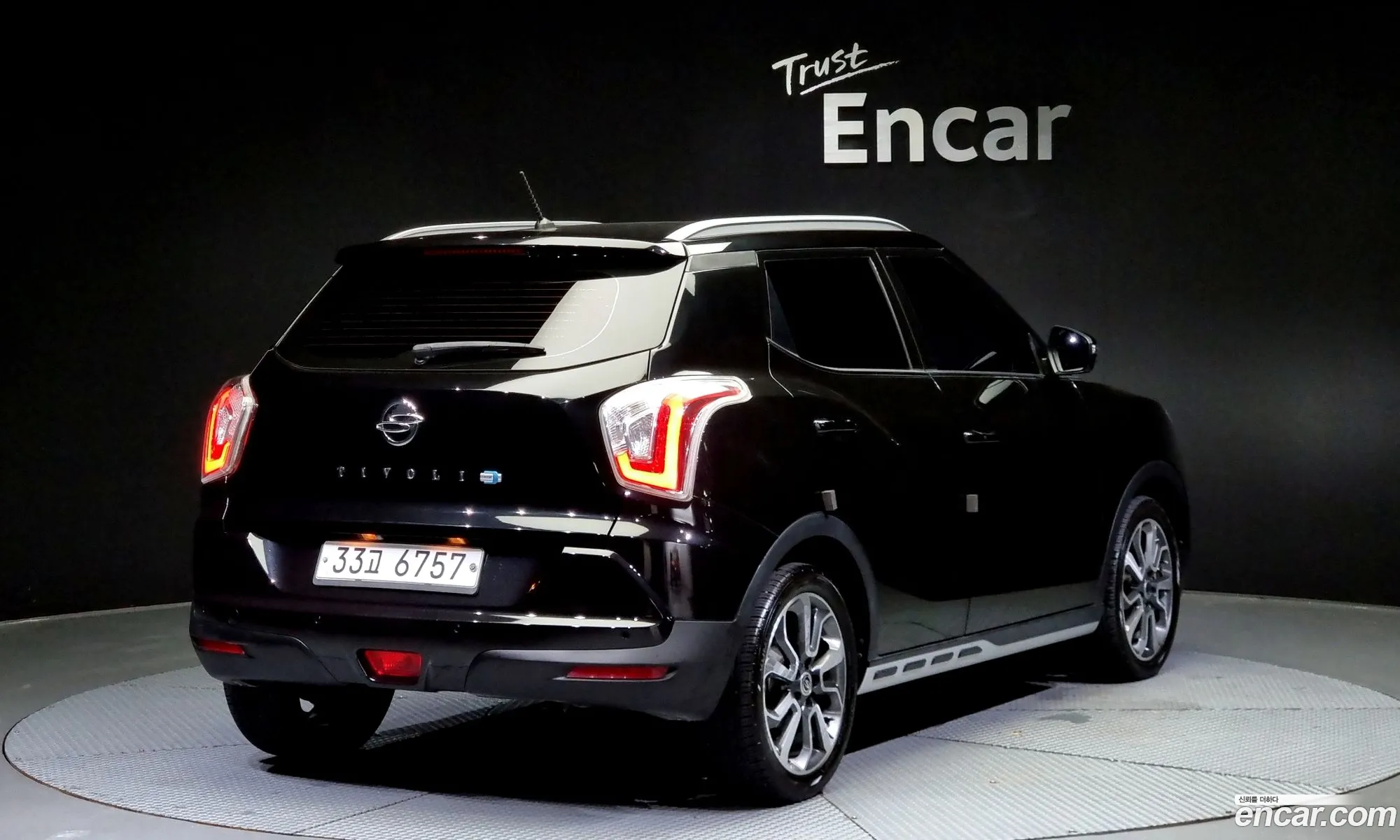 Kg Mobility Ssangyong Tivoli Diesel Lx 2Wd - фотография 7426300