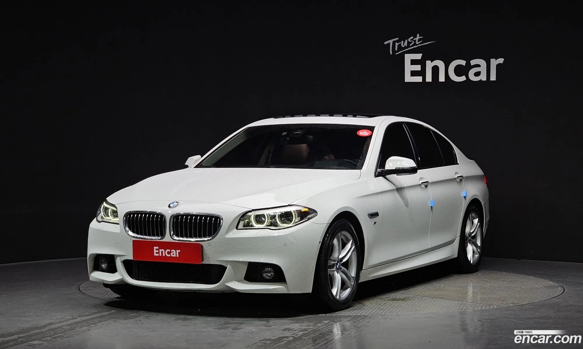 BMW 5 Series F10 520D M Aerodynamics - фотография 14312798