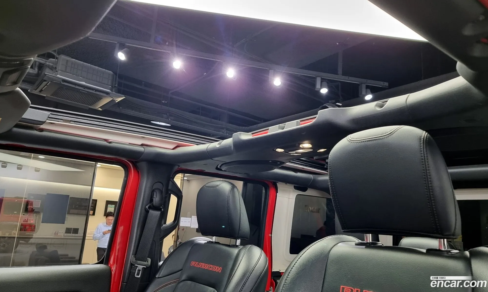 Wrangler Jl 20 Rubicon Power Top 4 Door - фотография 4632552