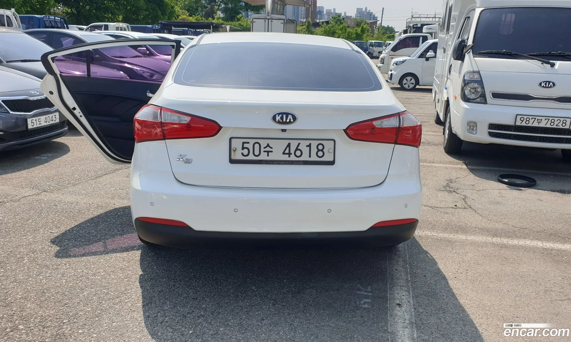 Kia K3 Deluxe - фотография 1418036
