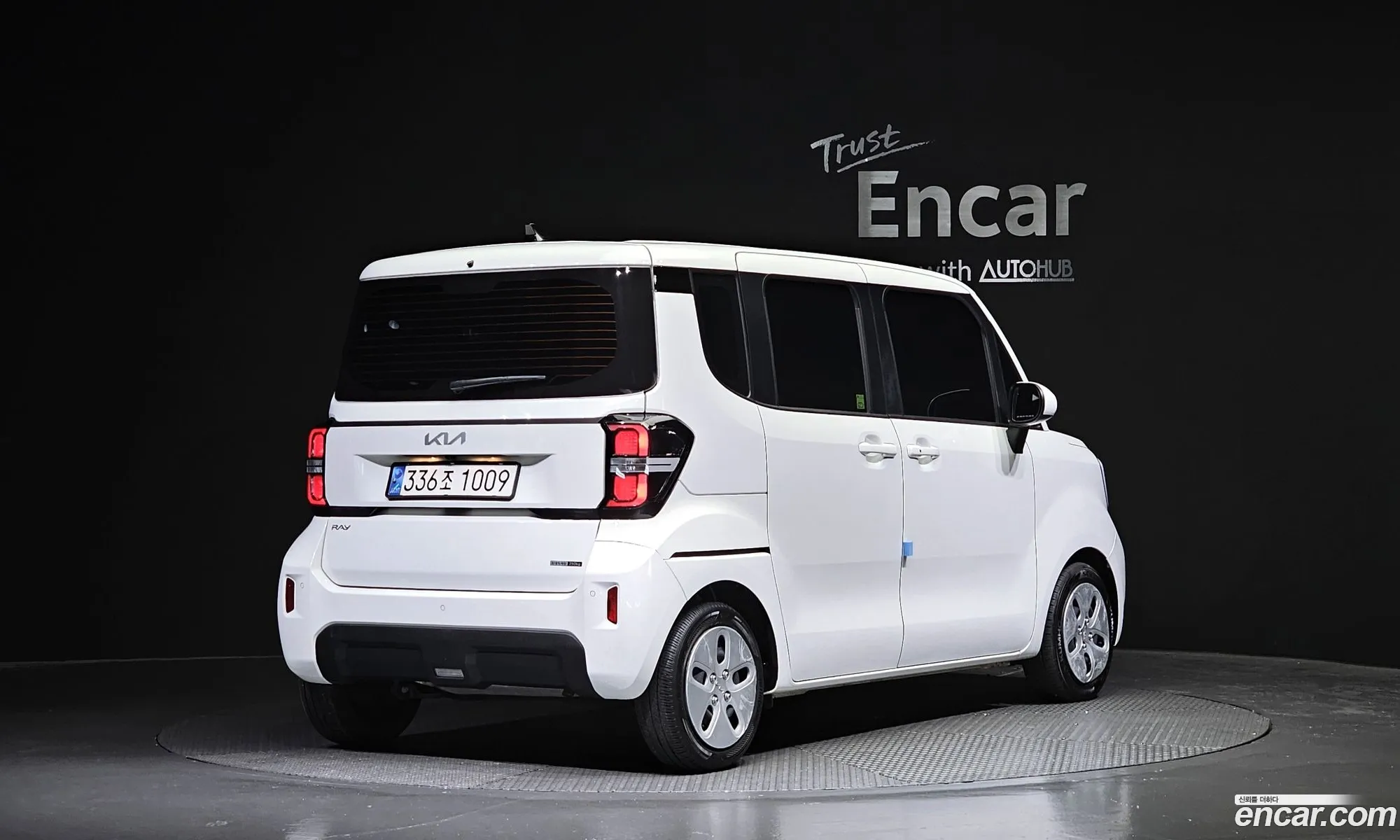 Kia The New Kia Ray-Ban 2-Seater Prestige Special - фотография 12479000