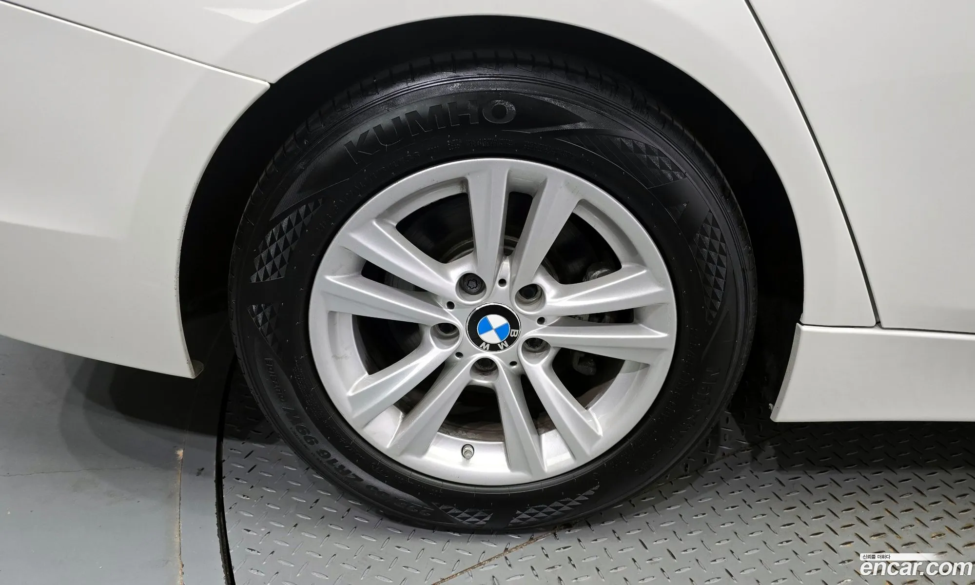 BMW 3 Series F30 320D Ed Edition - фотография 15809954