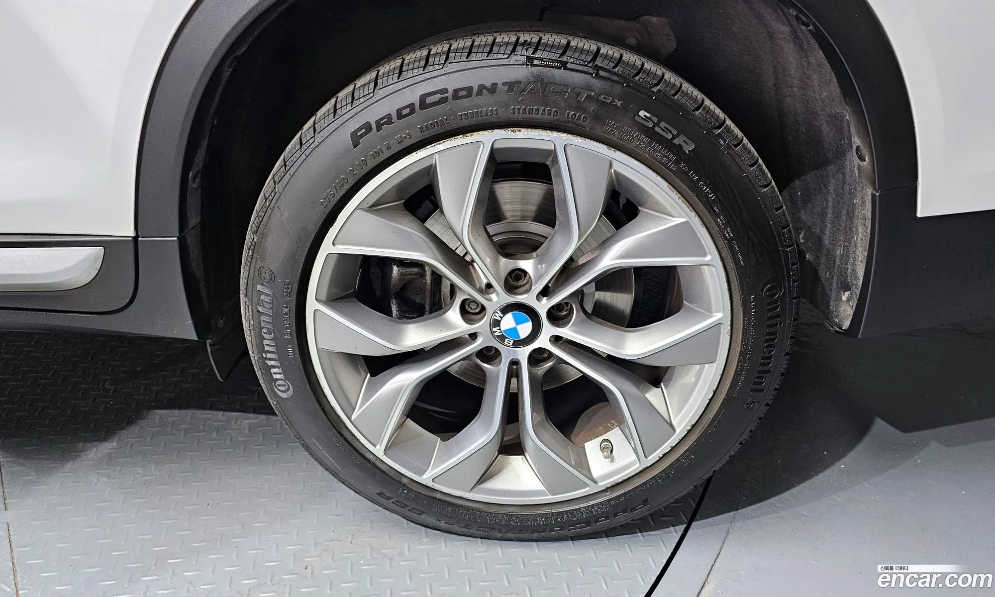 BMW X4 F26 xDrive20D - фотография 14392714